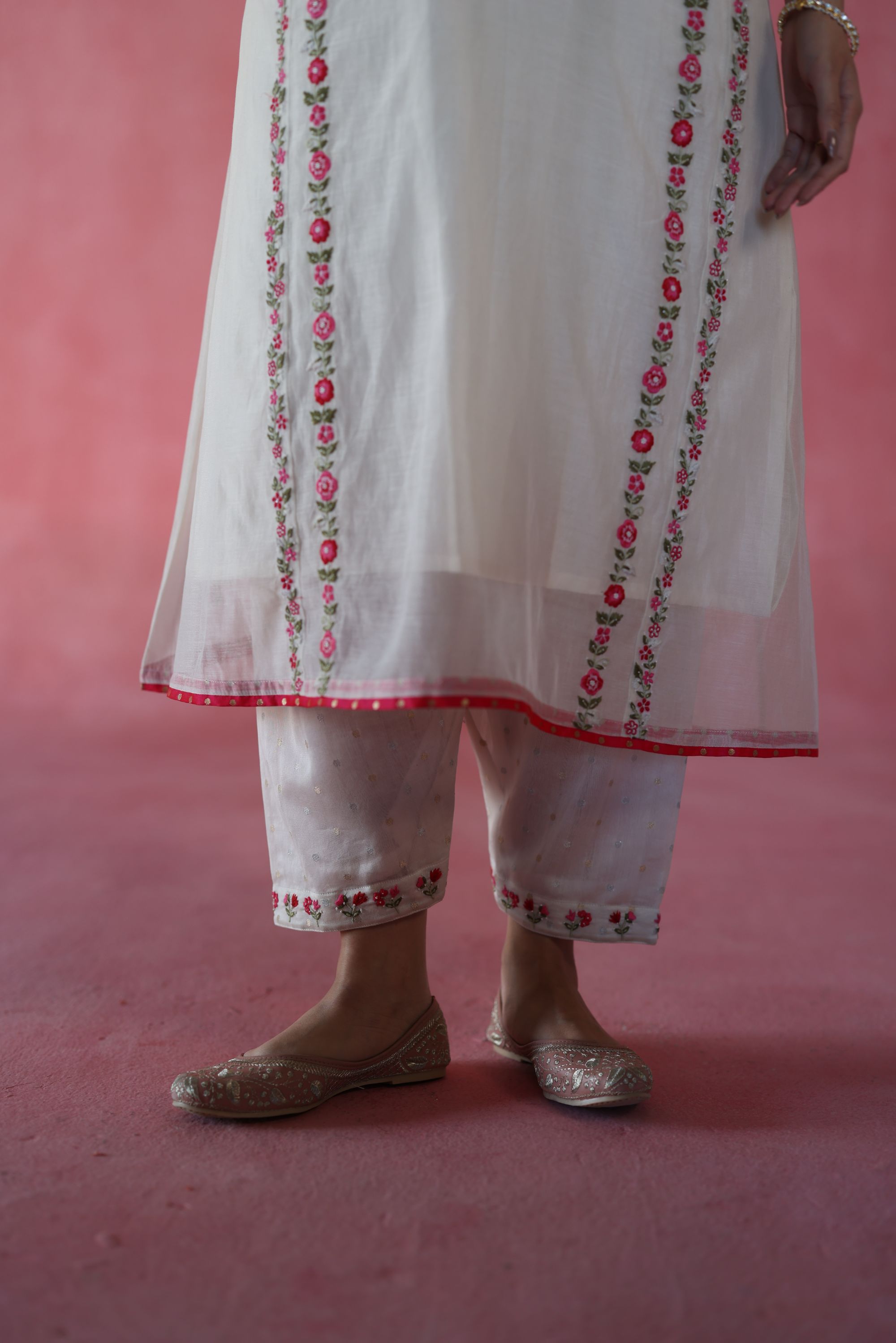 Kulfi Kurta Set