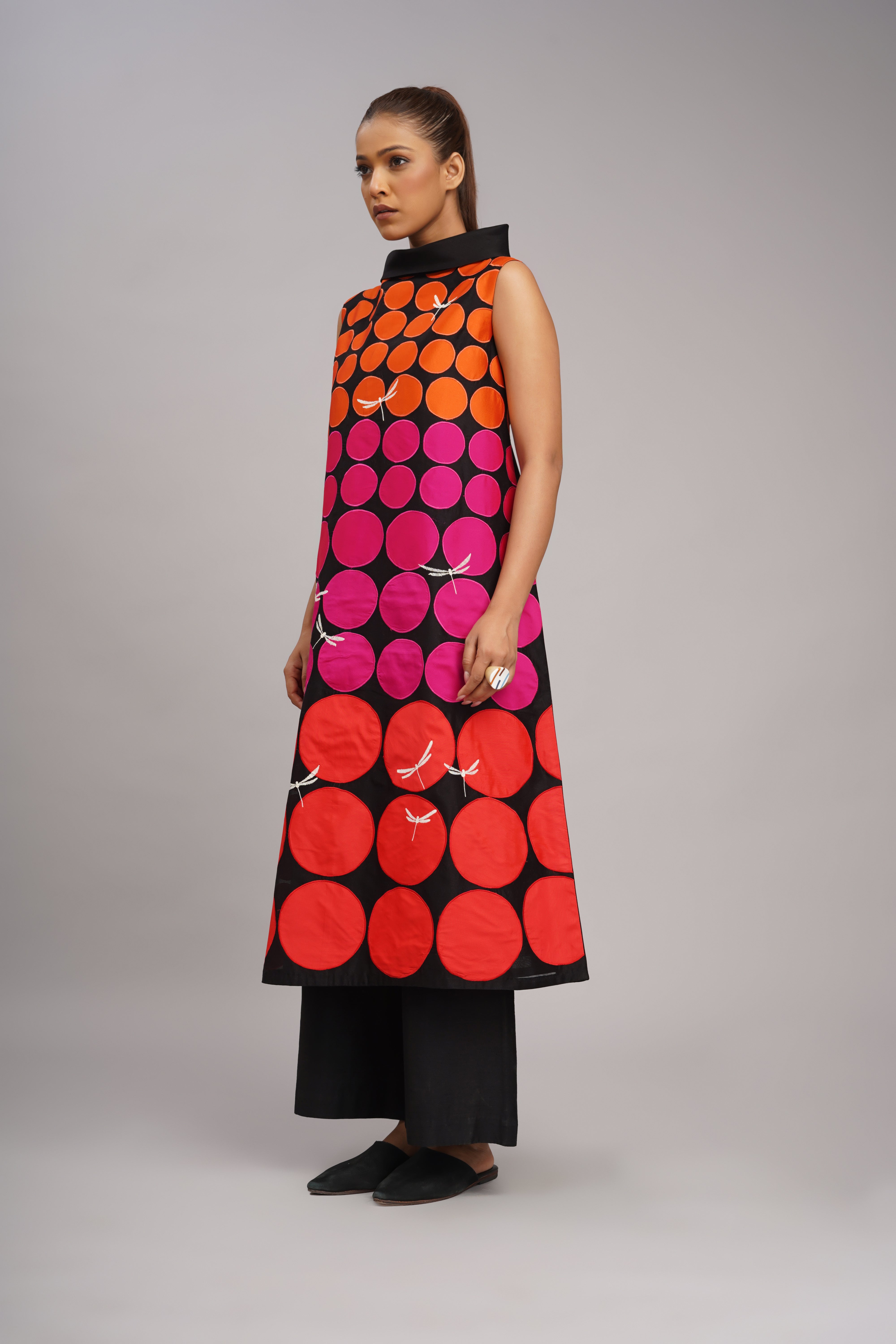 Black polka grid