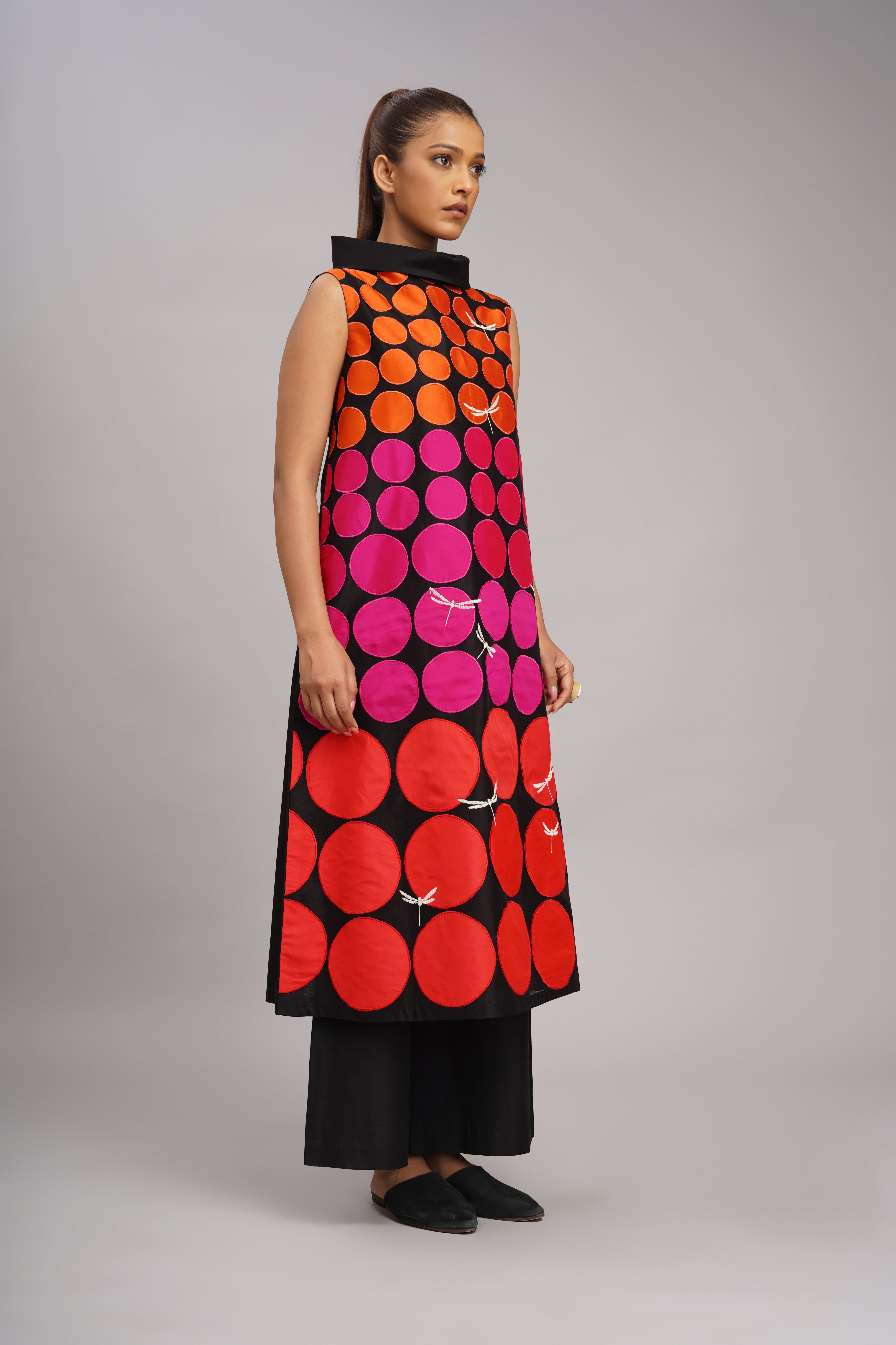 Black polka grid