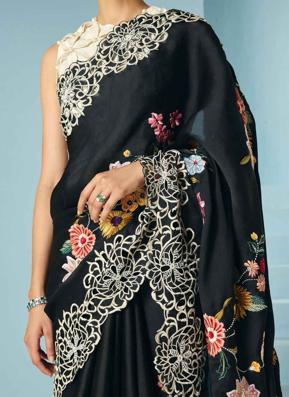 BLACK FLORAL FOLIAGE SAREE – Deval The Multi Designer Store