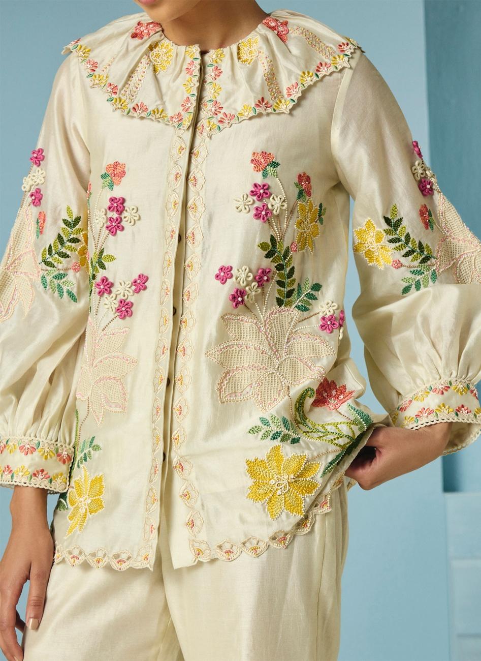 IVORY FLORAL EMBROIDERED SHIRT