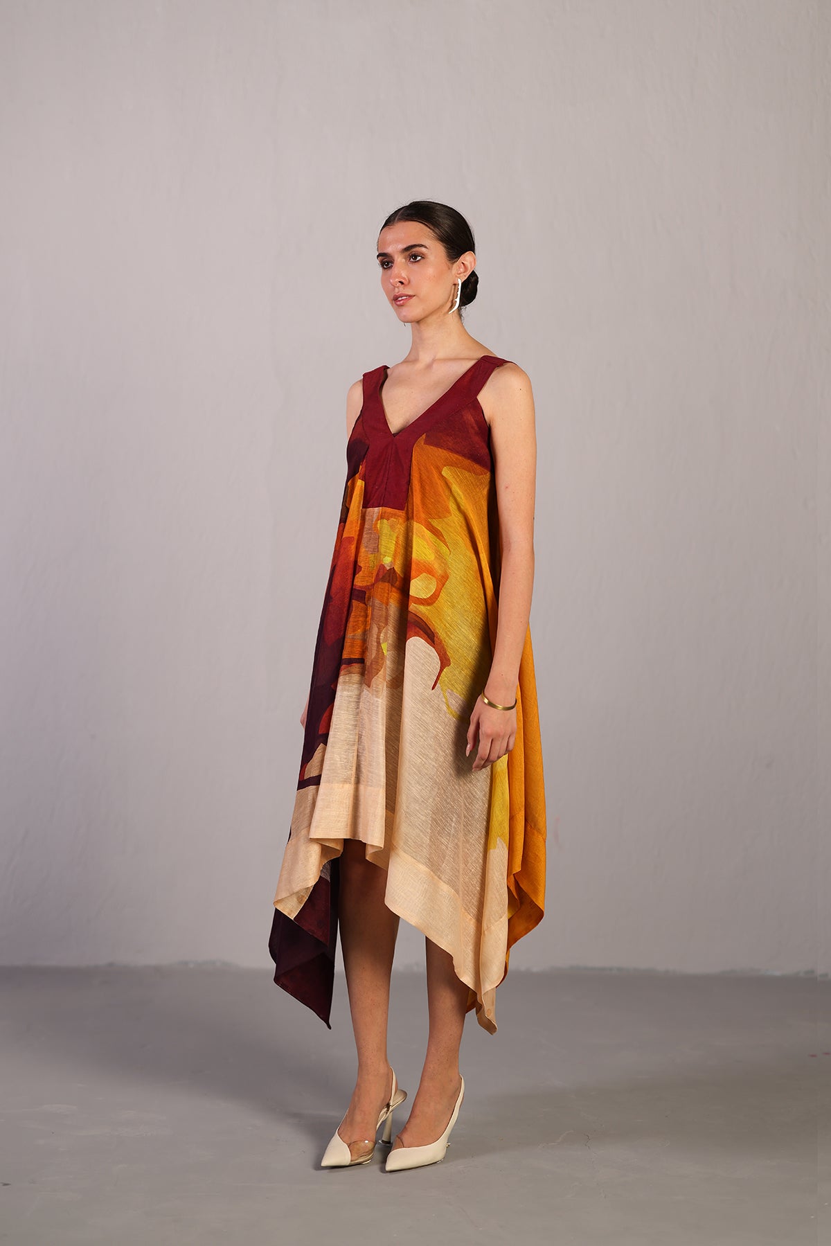 Diffuse wine & cream dress