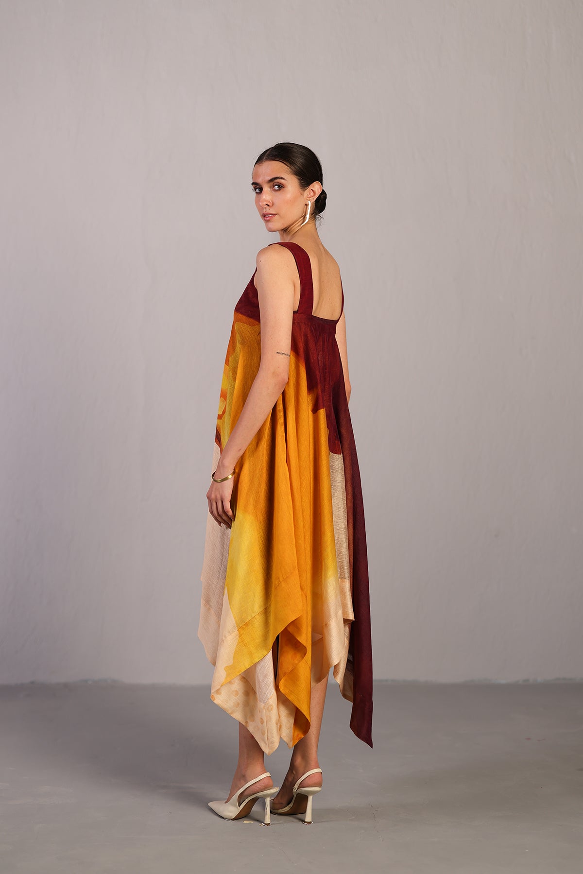 Diffuse wine & cream dress