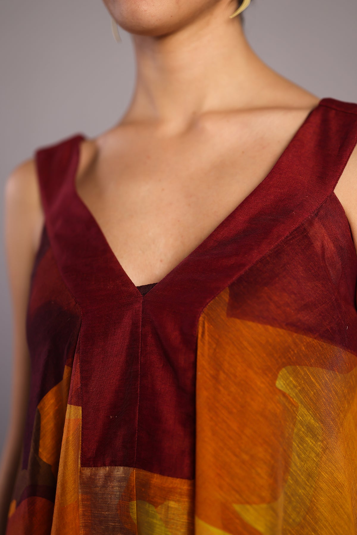 Diffuse wine & cream dress