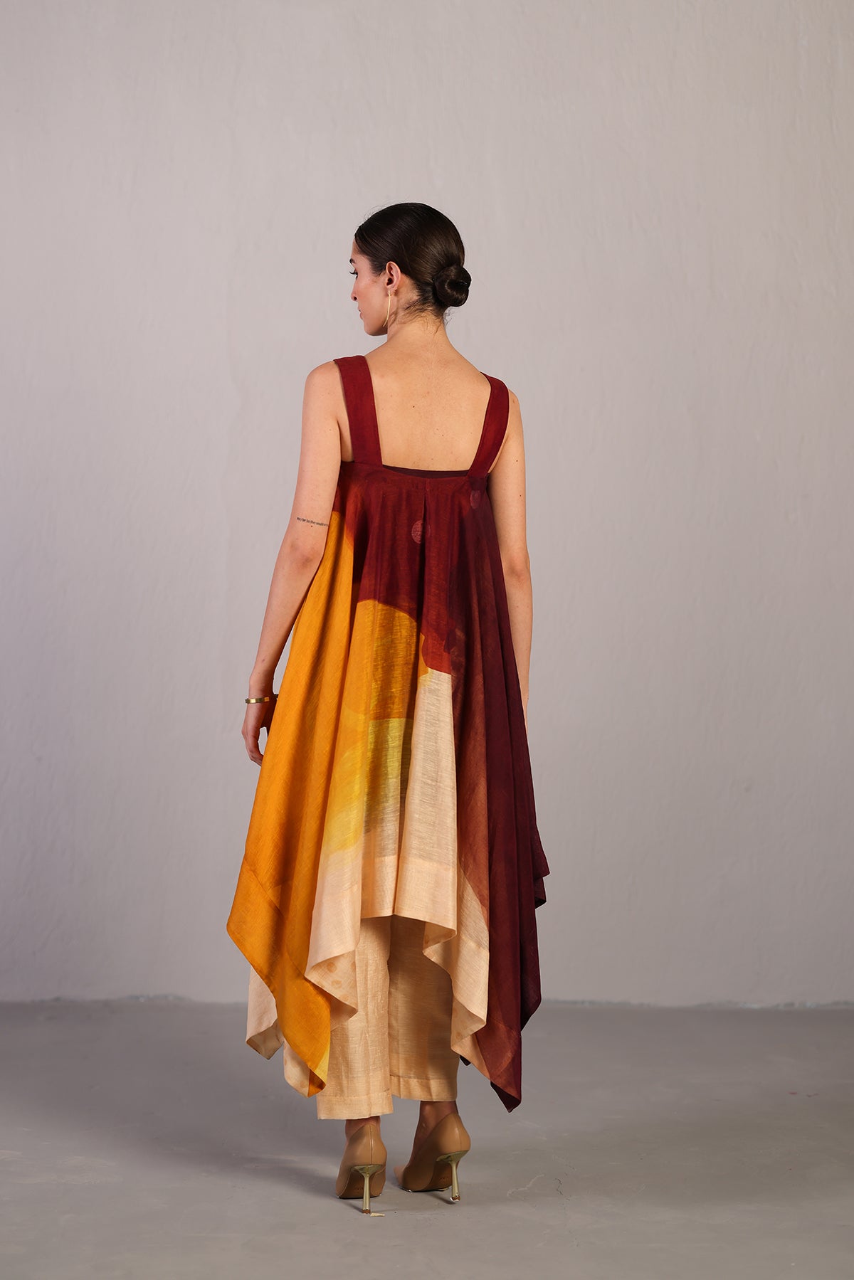 Diffuse wine & cream co-ord set