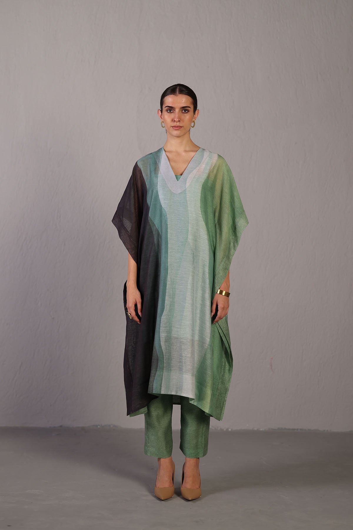 Ripple black & cool green kaftan set