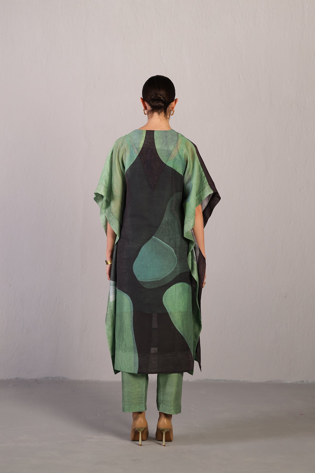 Ripple black & cool green kaftan set