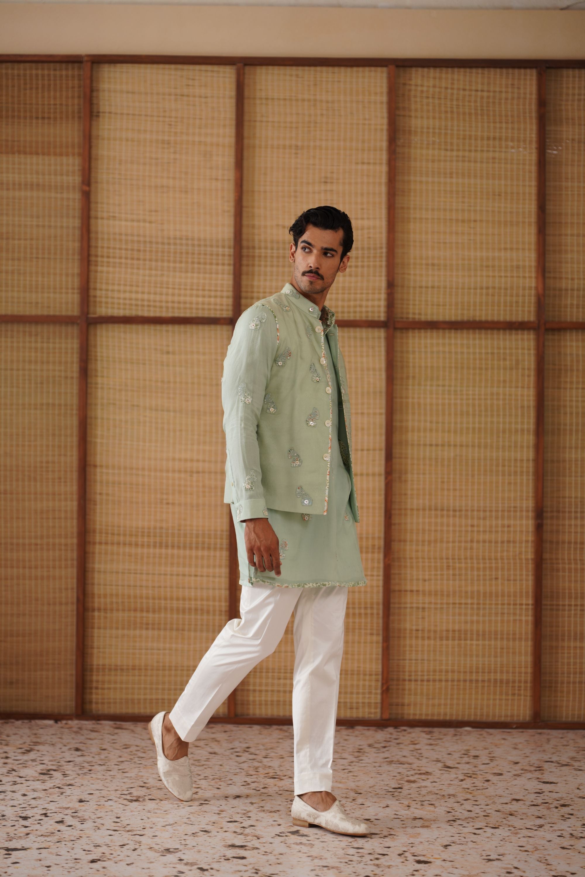 Gramophone Dori Nehru Jacket Set