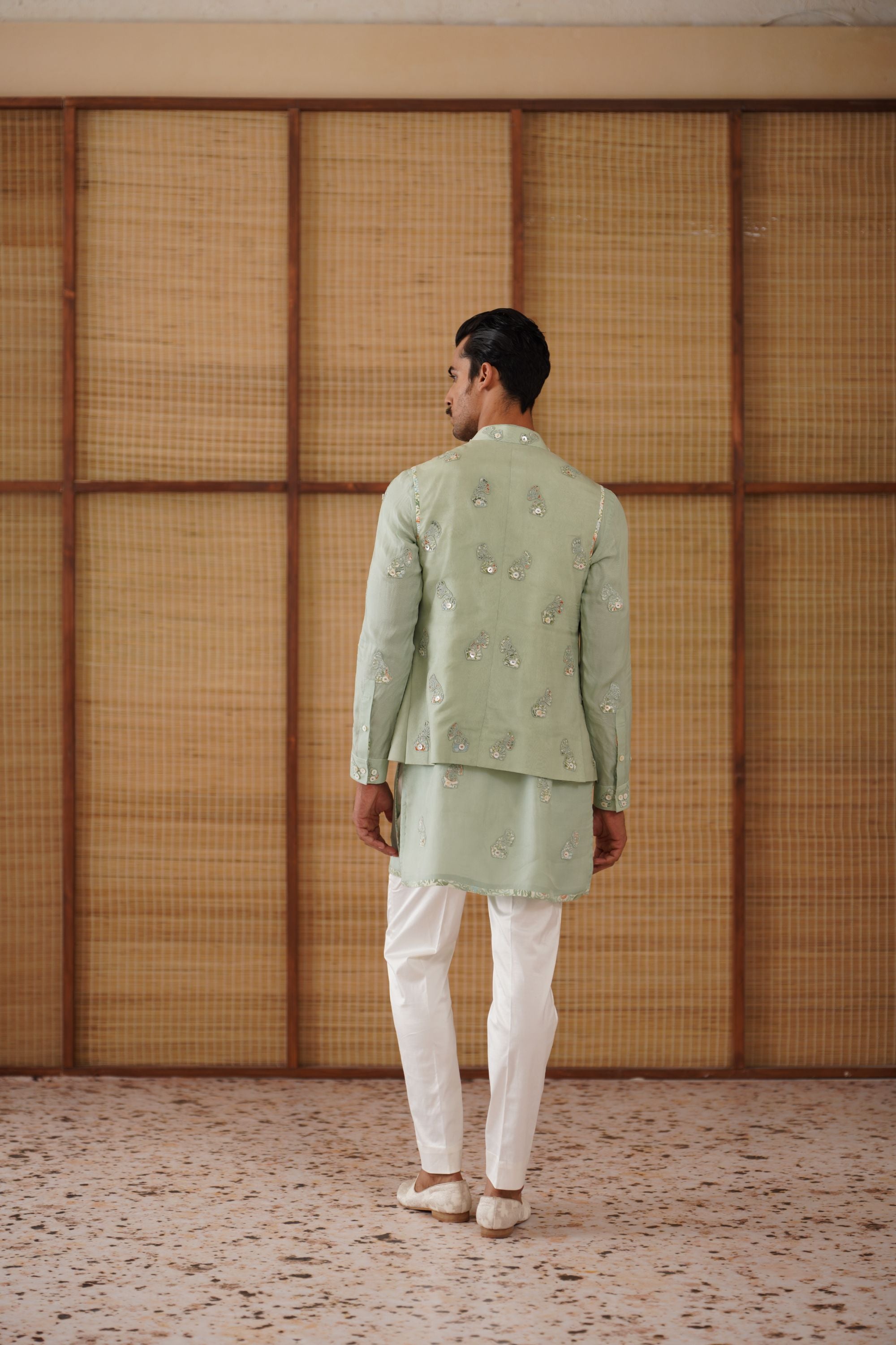 Gramophone Dori Nehru Jacket Set