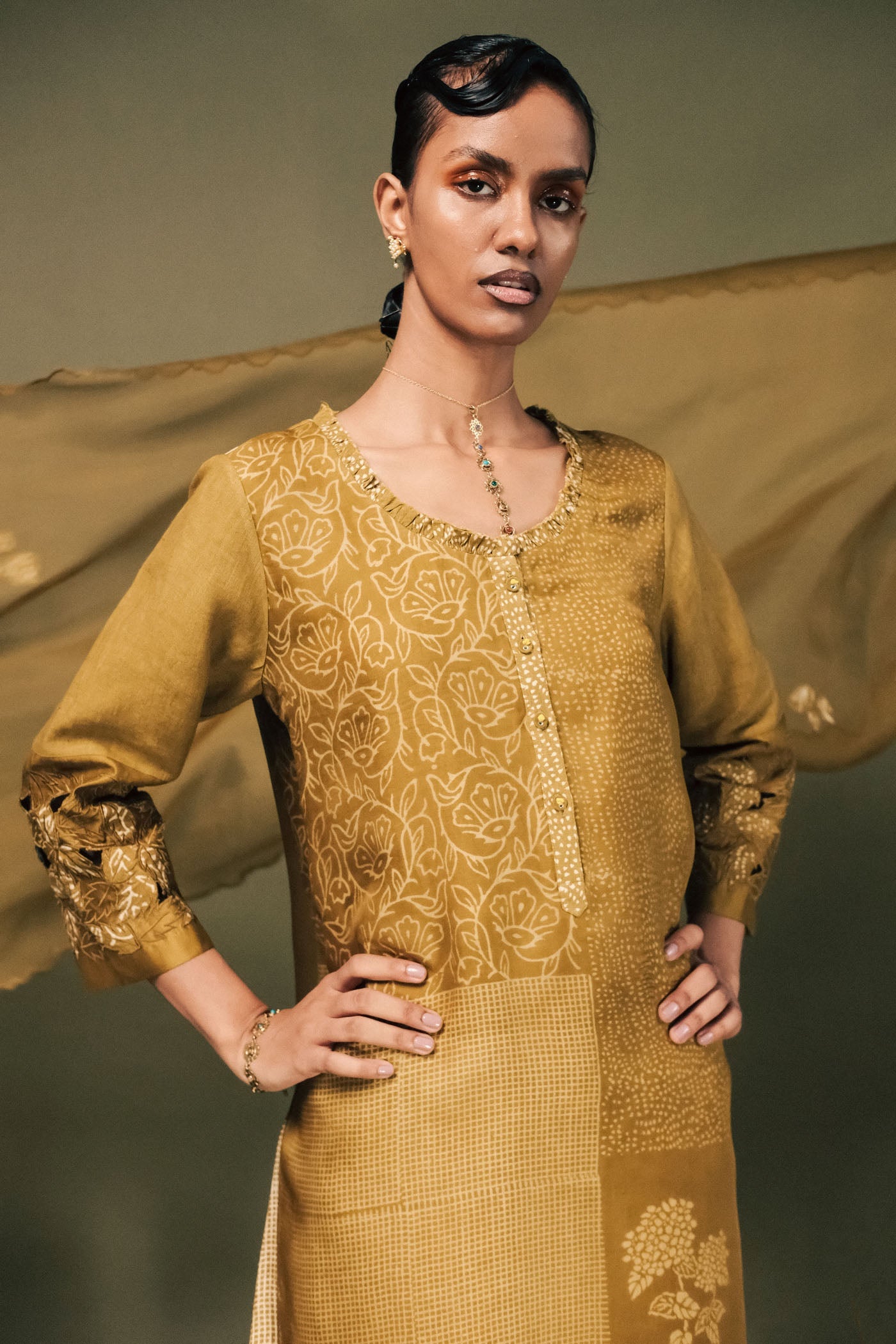 Luxurious Moss Green Linen Tunic Set: Double Layer, Embroidered Sleeves, Unique Discharge Print