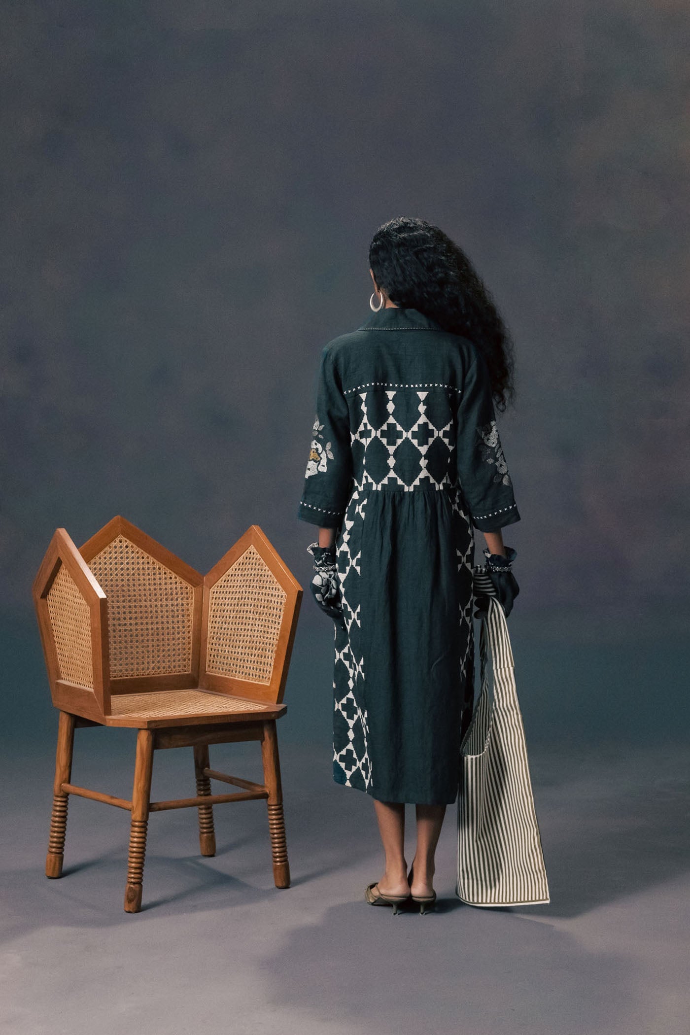 Flowy Indigo Linen Shirt Dress: Discharge Print, Chic Embroidery, Relaxed Fit