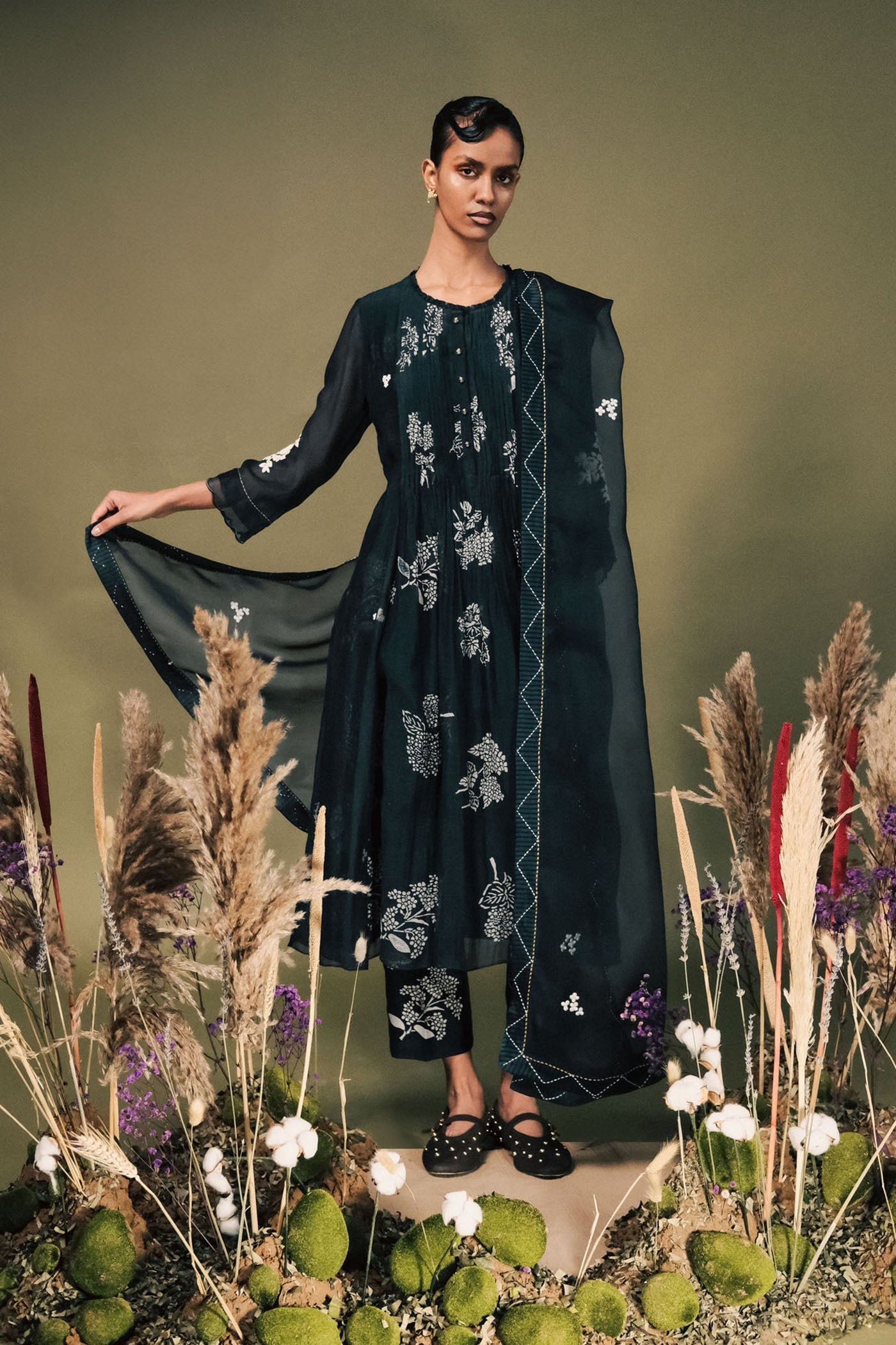 Stylish Indigo Chanderi Tunic Set: Pleated, Embroidered, Discharge Print, Comfortable