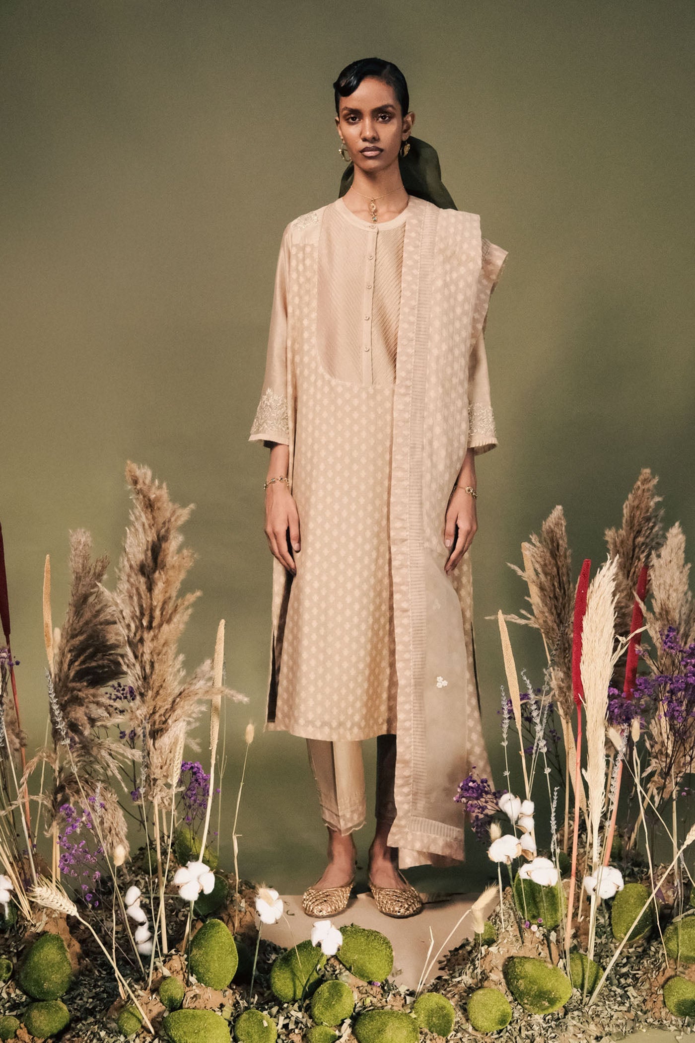 Elegant Beige Brocade Tunic Set: Gota Patti Embroidery, Silk Chanderi Fabric