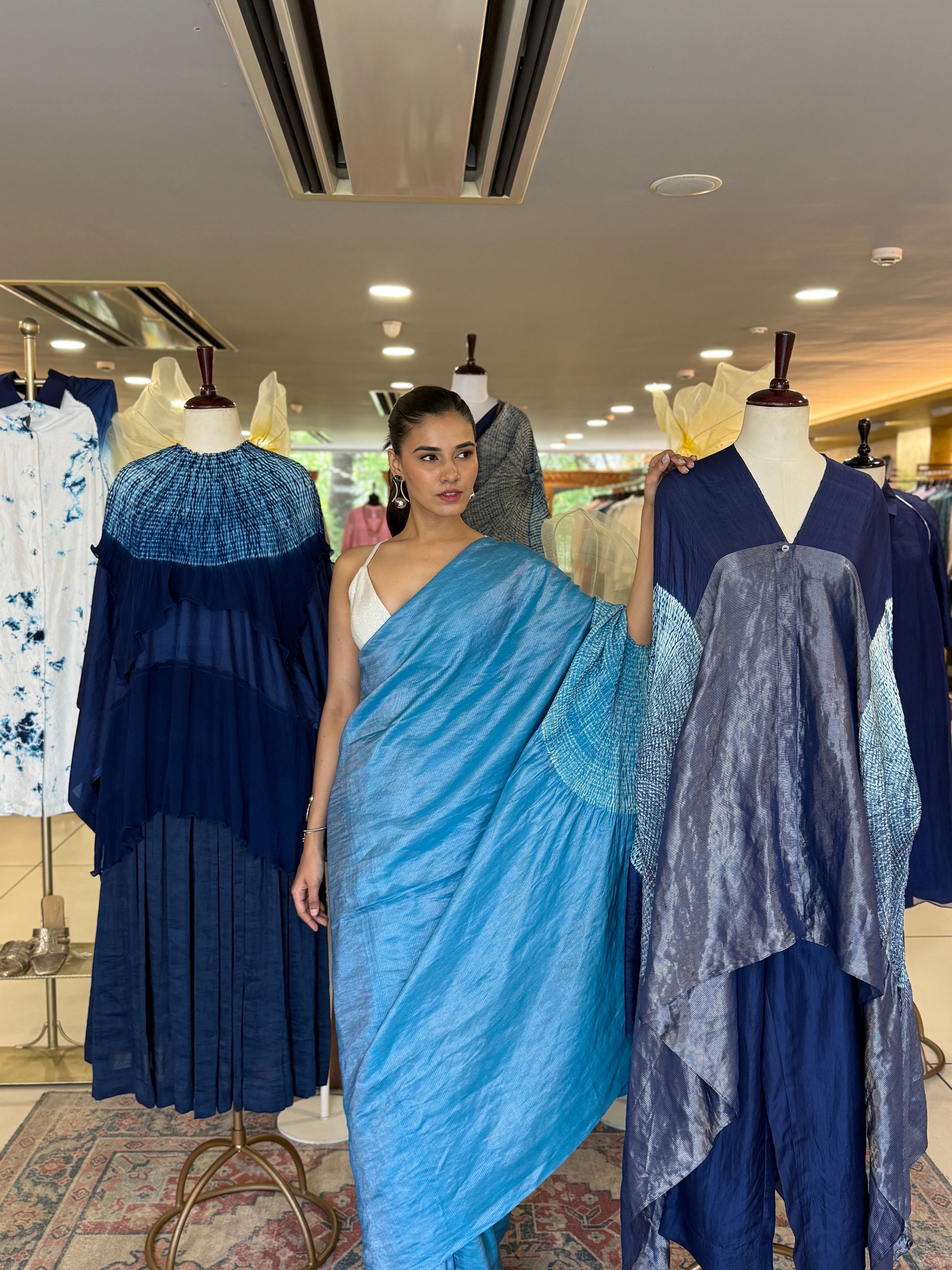 Handsfree Saree - Metallic Methyl Blue