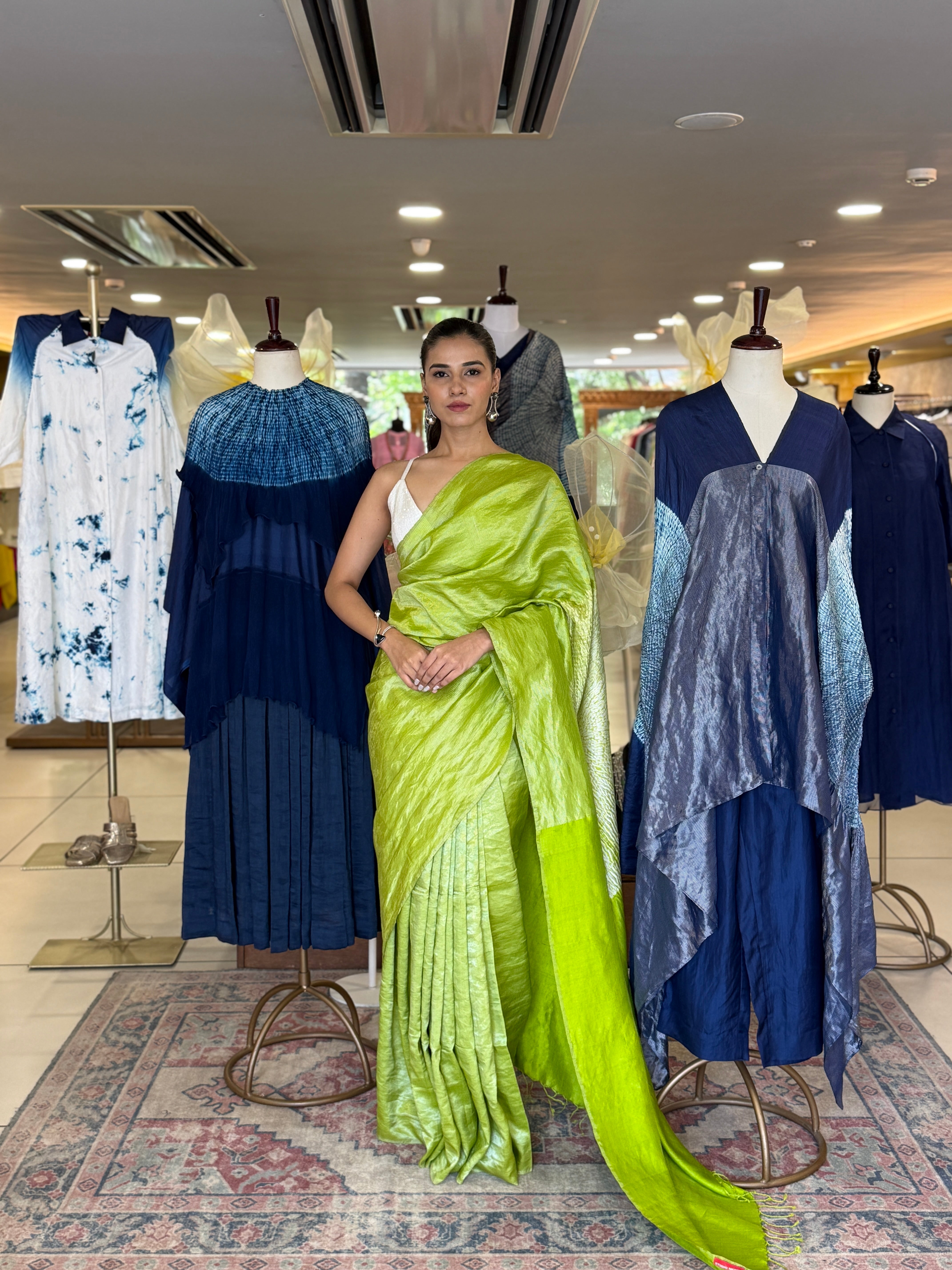 Handsfree Saree - Metallic Green