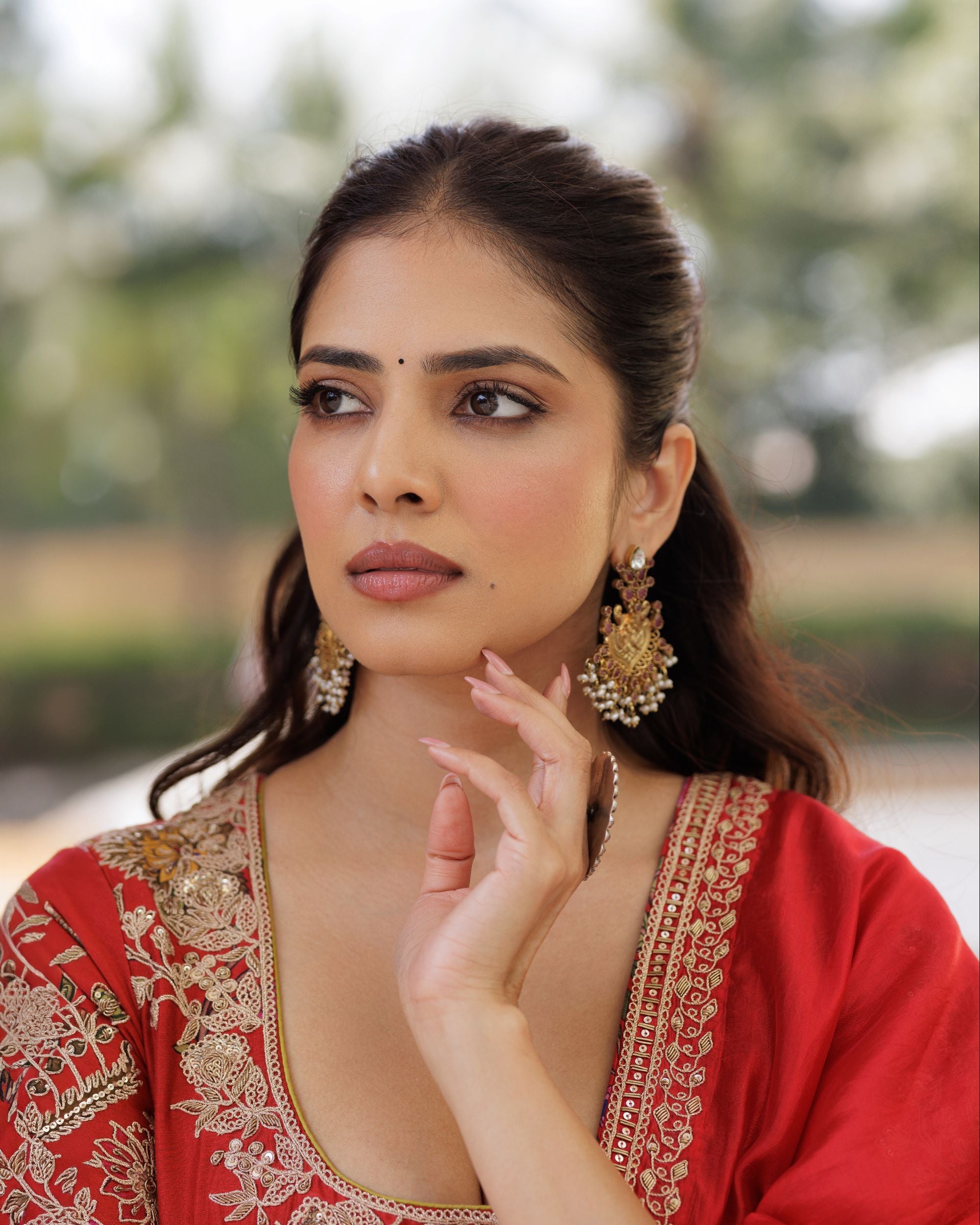 Malavika Mohanan in Surkh Laal Anarkali set