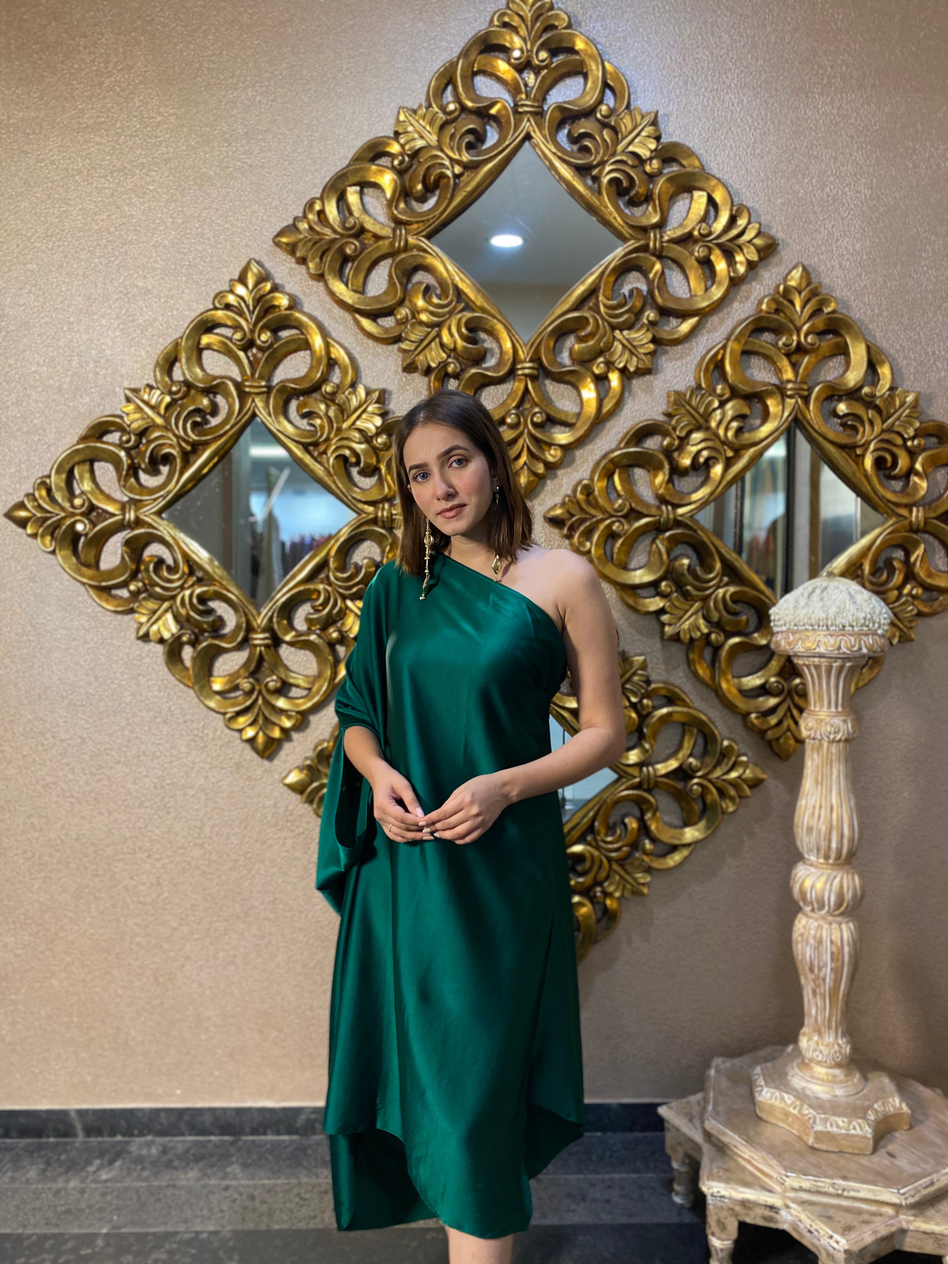 Green Silk Peleted One Sholder Dress