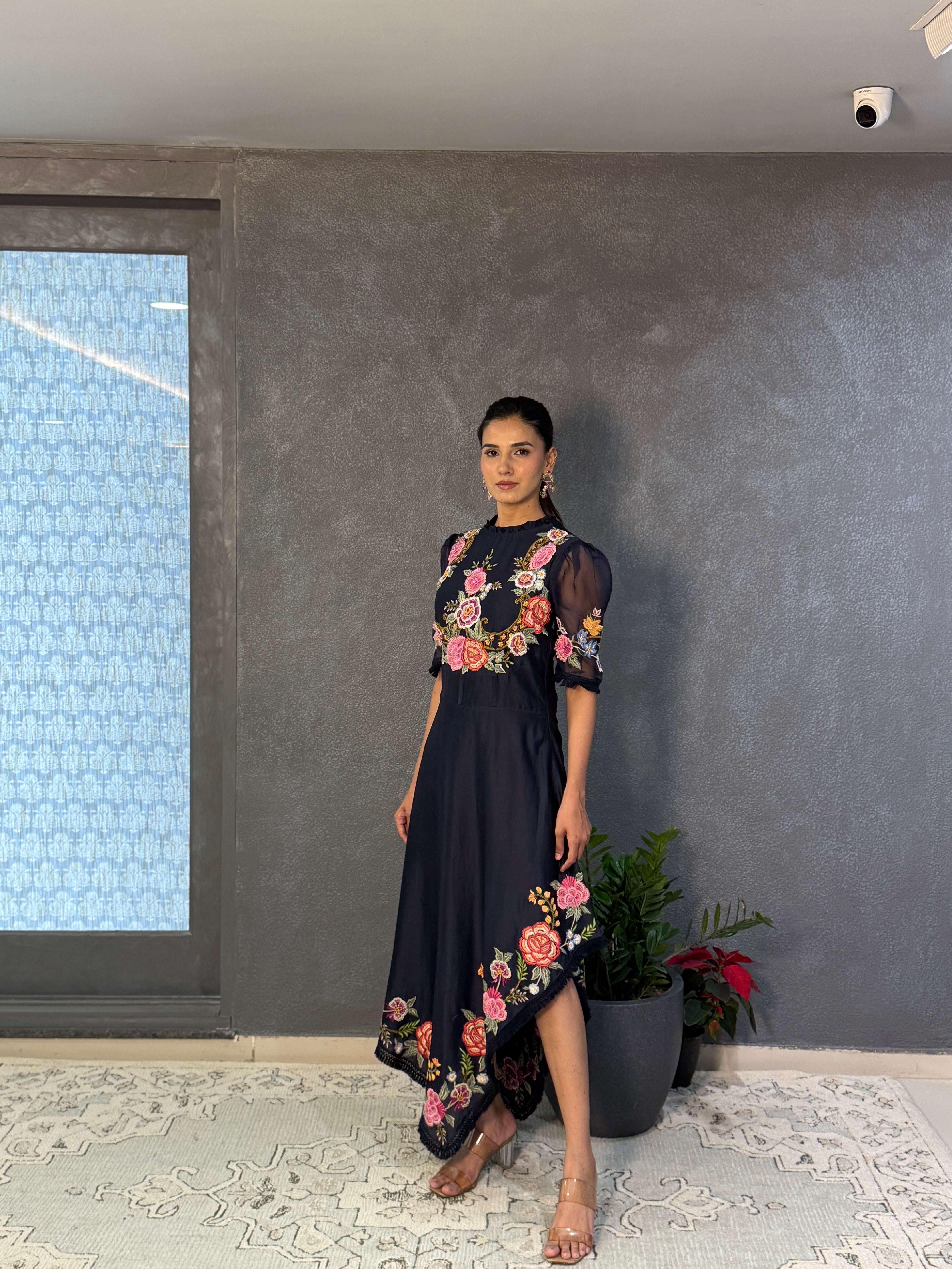 INDIGO FLORAL ASSYMETRIC DRESS