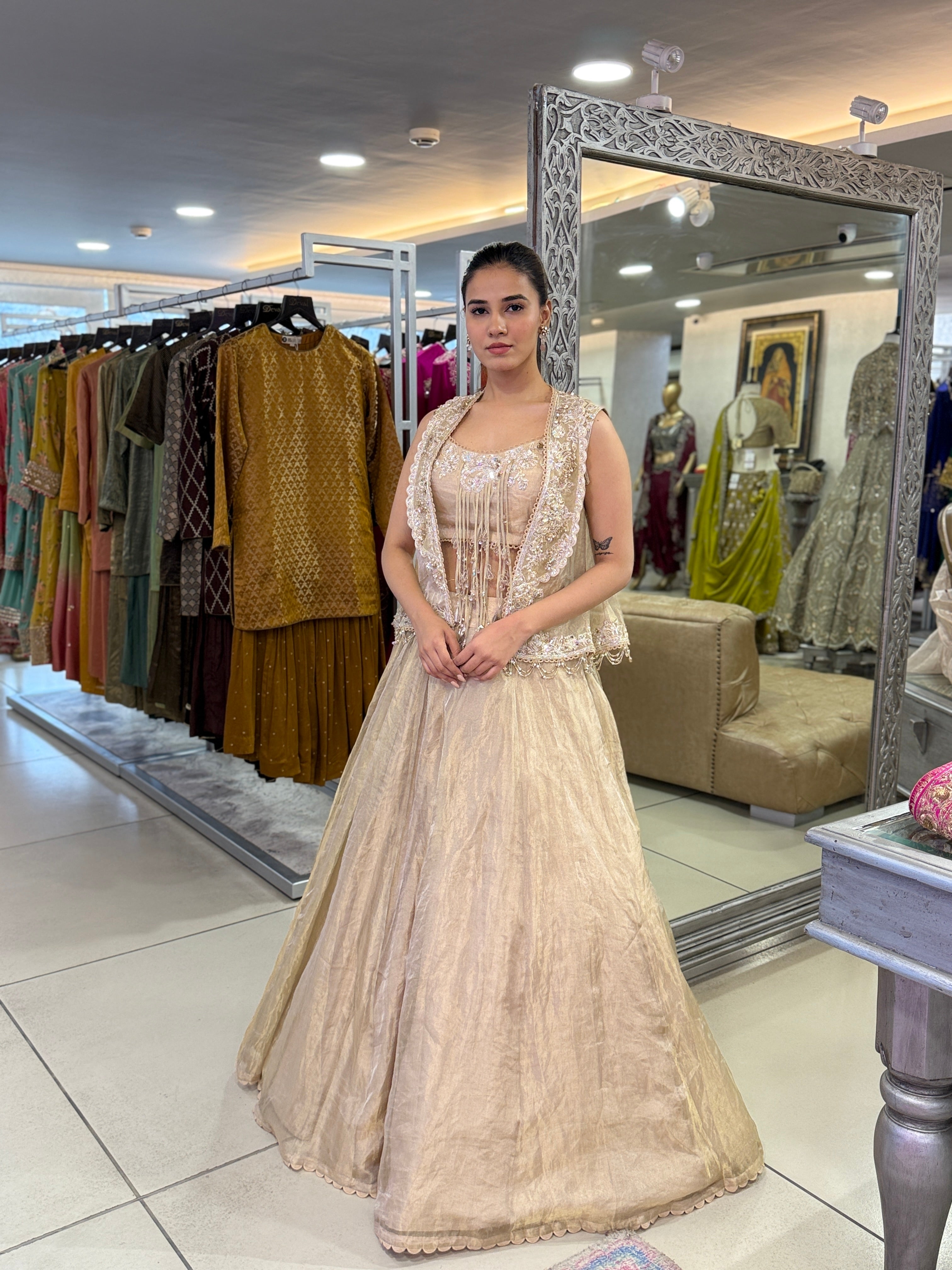Ruhani Lehenga Set