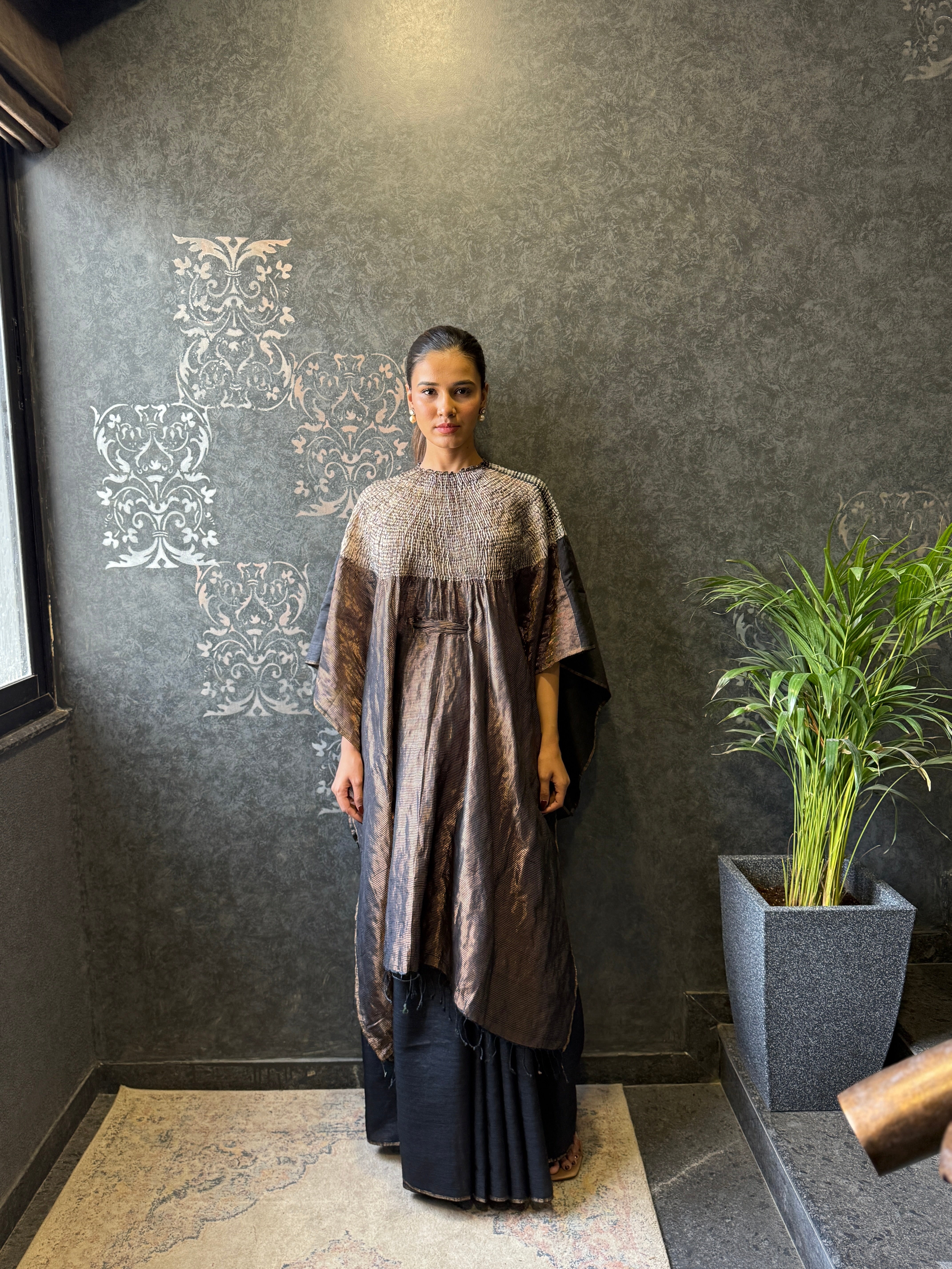 Handsfree Saree 2.0 - Metallic Black