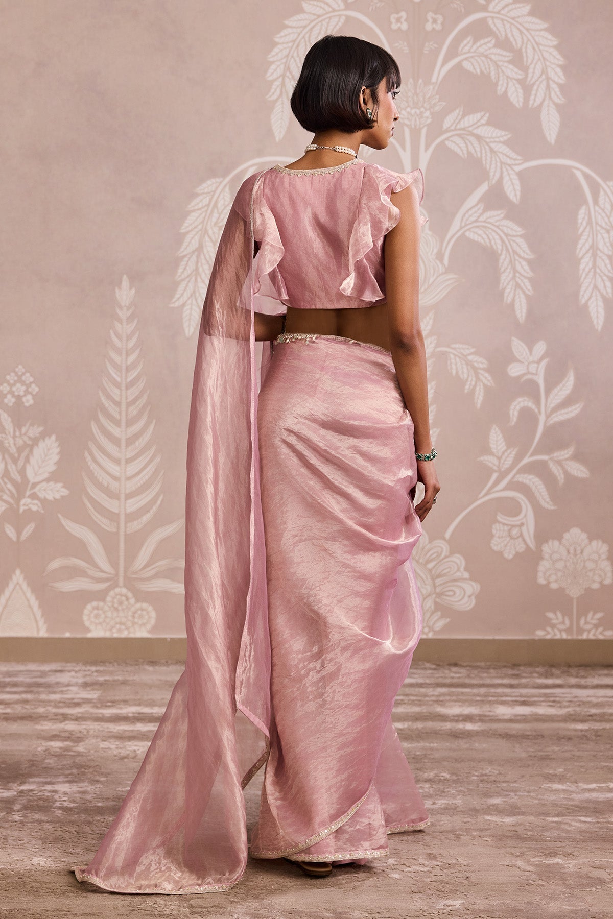 Luxurious Quartz Saree Set: Embroidered Tissue Blouse, Flat Saree, Crepe Petticoat