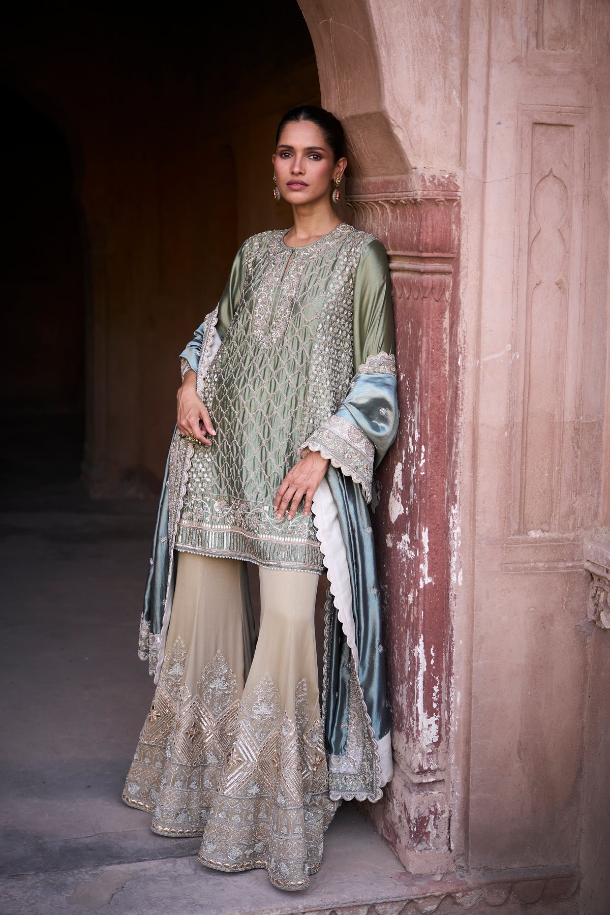 EMROIDERED TUINC WITH DHOTI | Deval Store