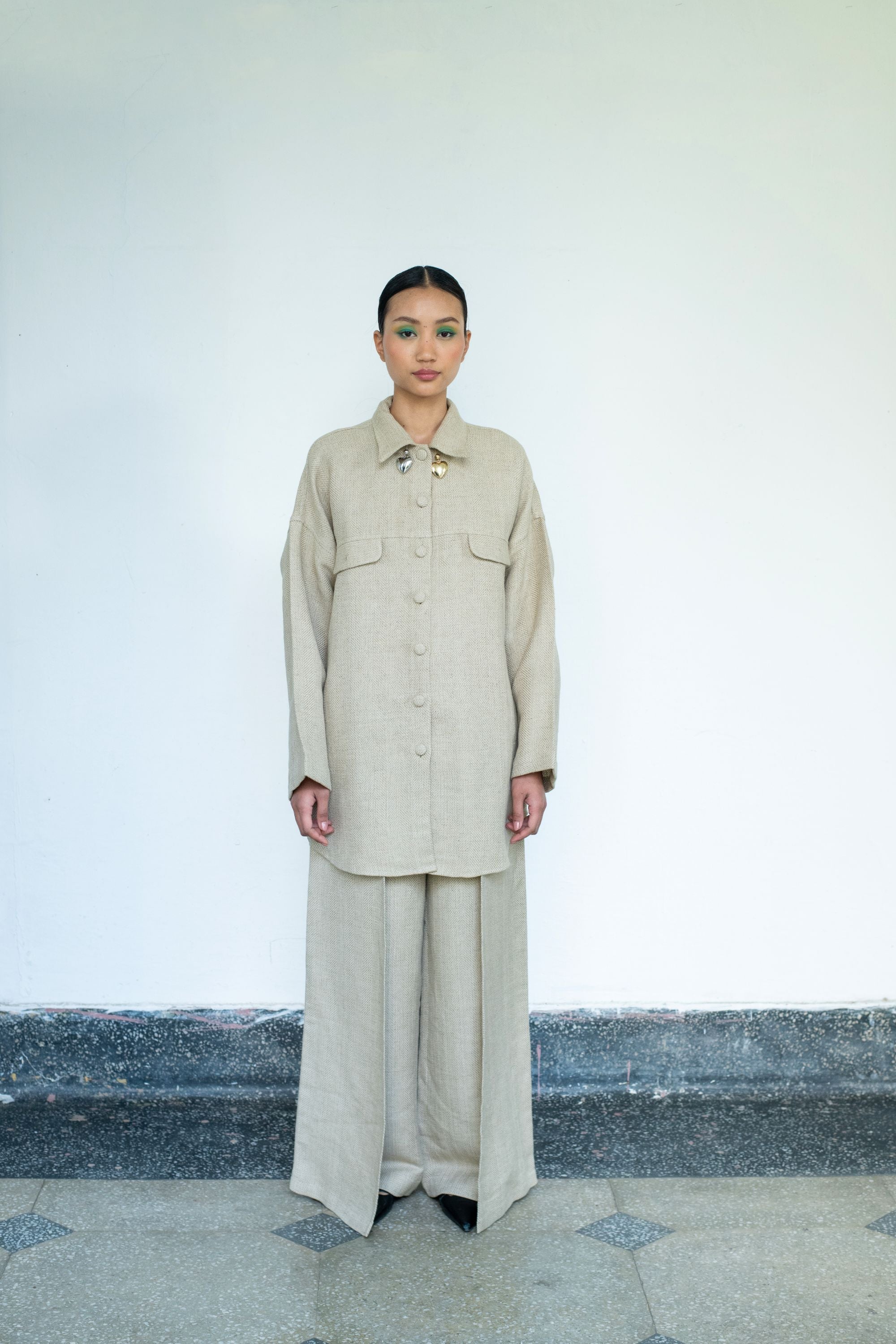 Embroidered Linen Oversized Shirt with Pleated Pants for a Relaxed Look
