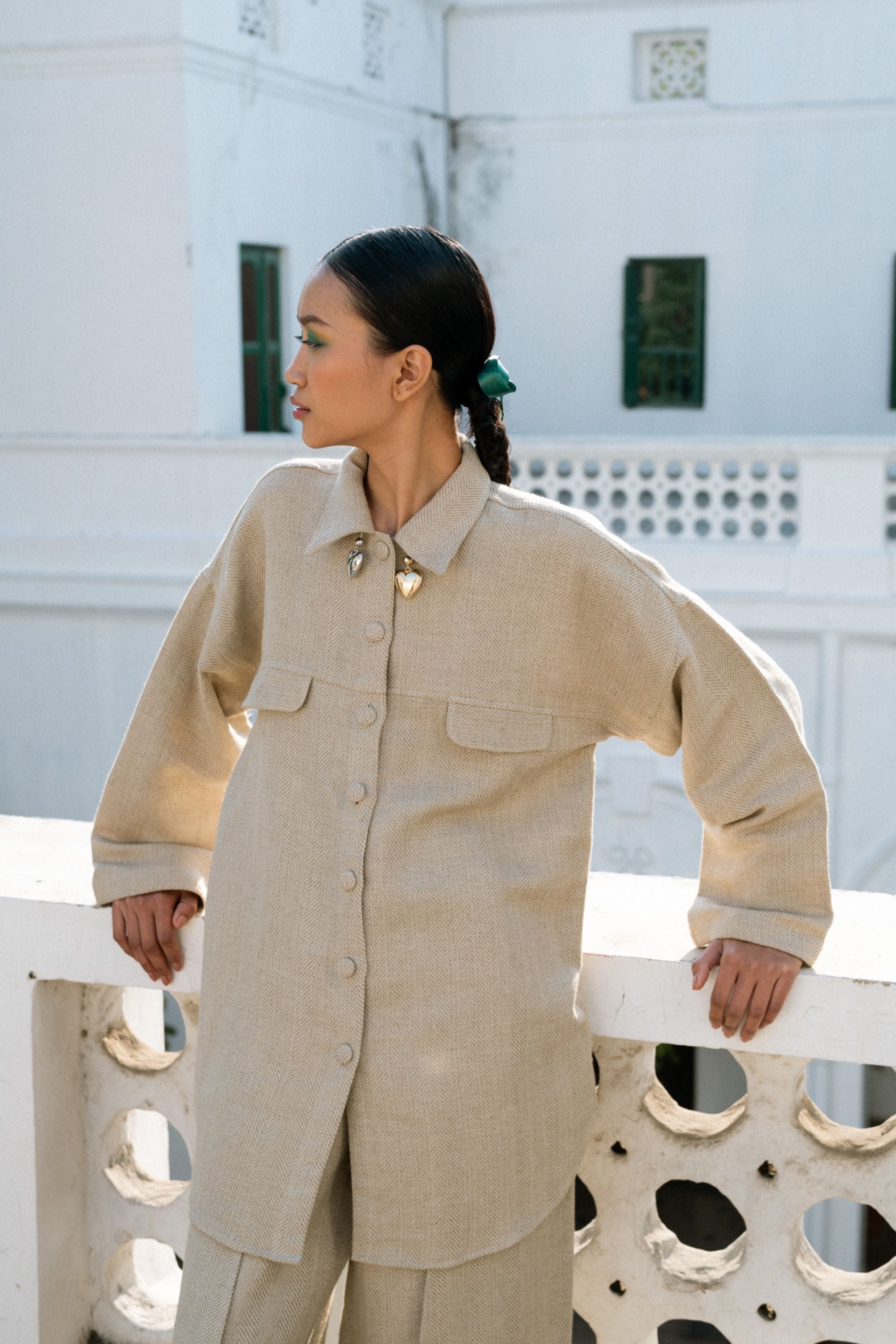 Embroidered Linen Oversized Shirt with Pleated Pants for a Relaxed Look