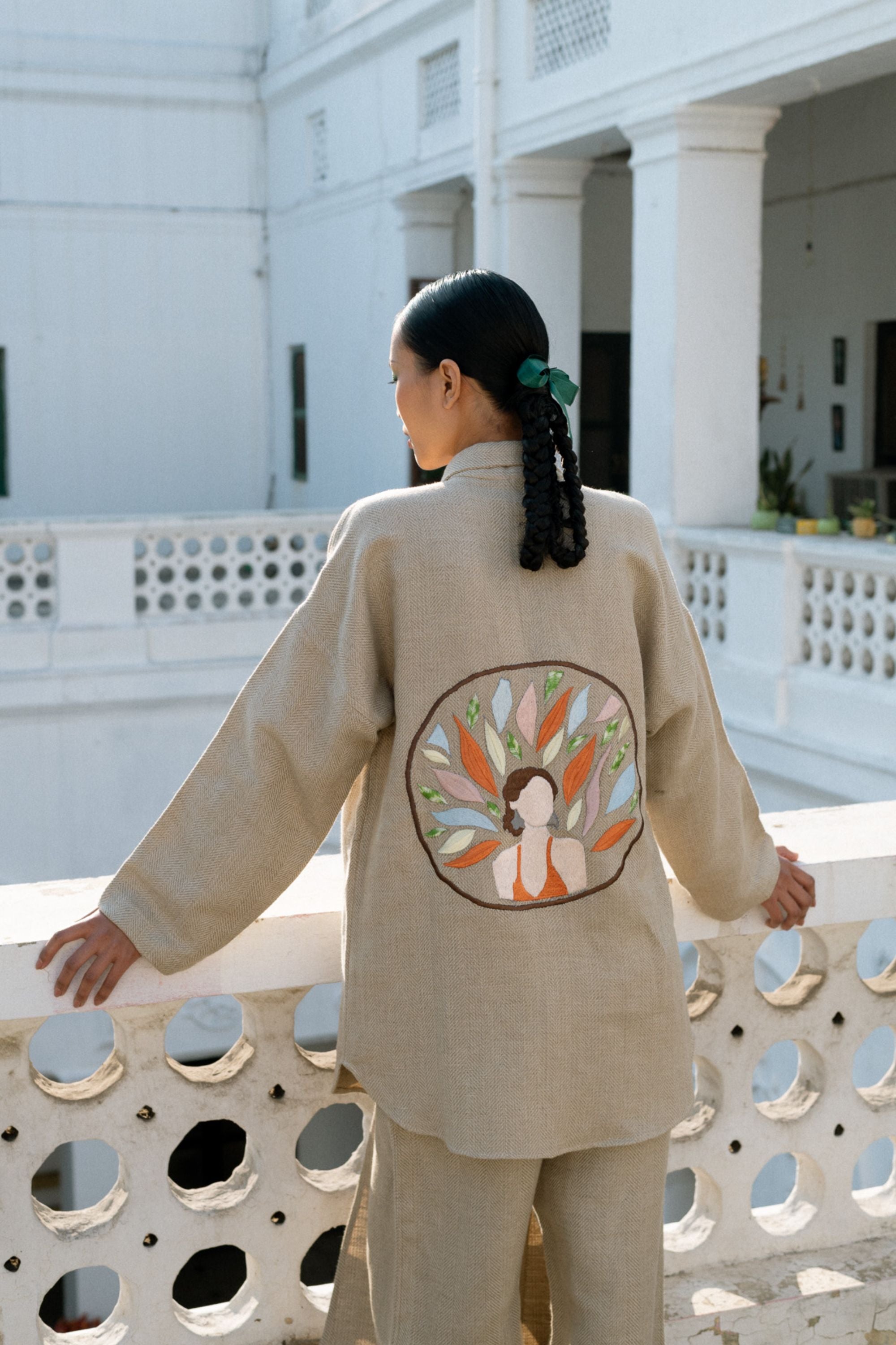 Embroidered Linen Oversized Shirt with Pleated Pants for a Relaxed Look