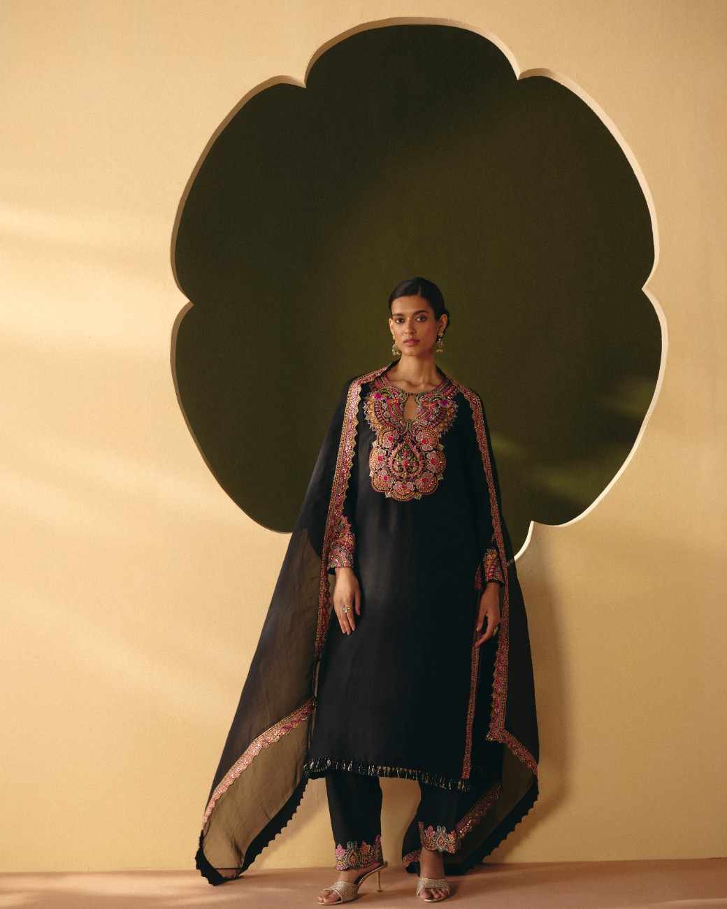 Pravya Kurta Set