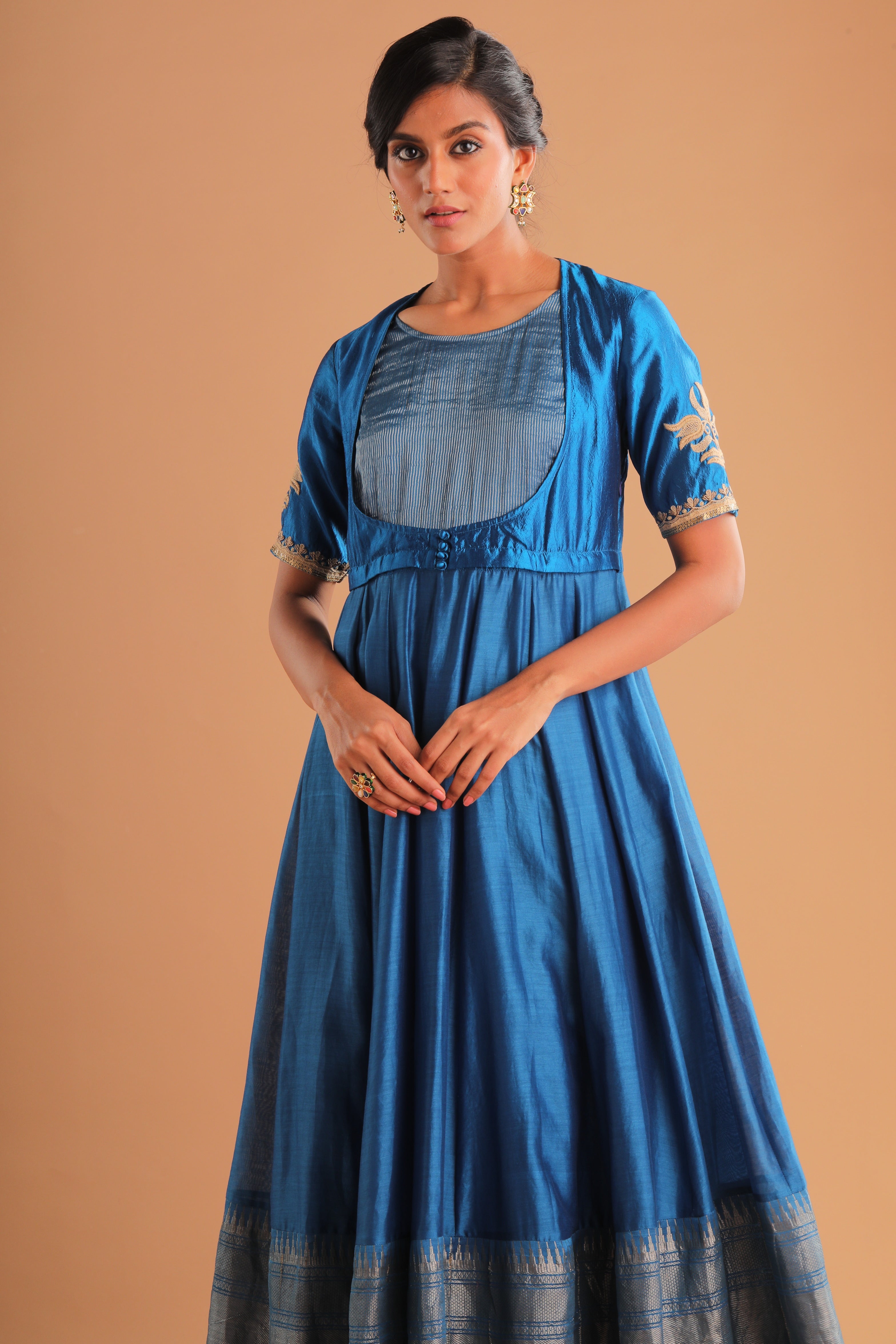 MATKA YOKE KALIDAR KURTA W BENERASI BORDER SET