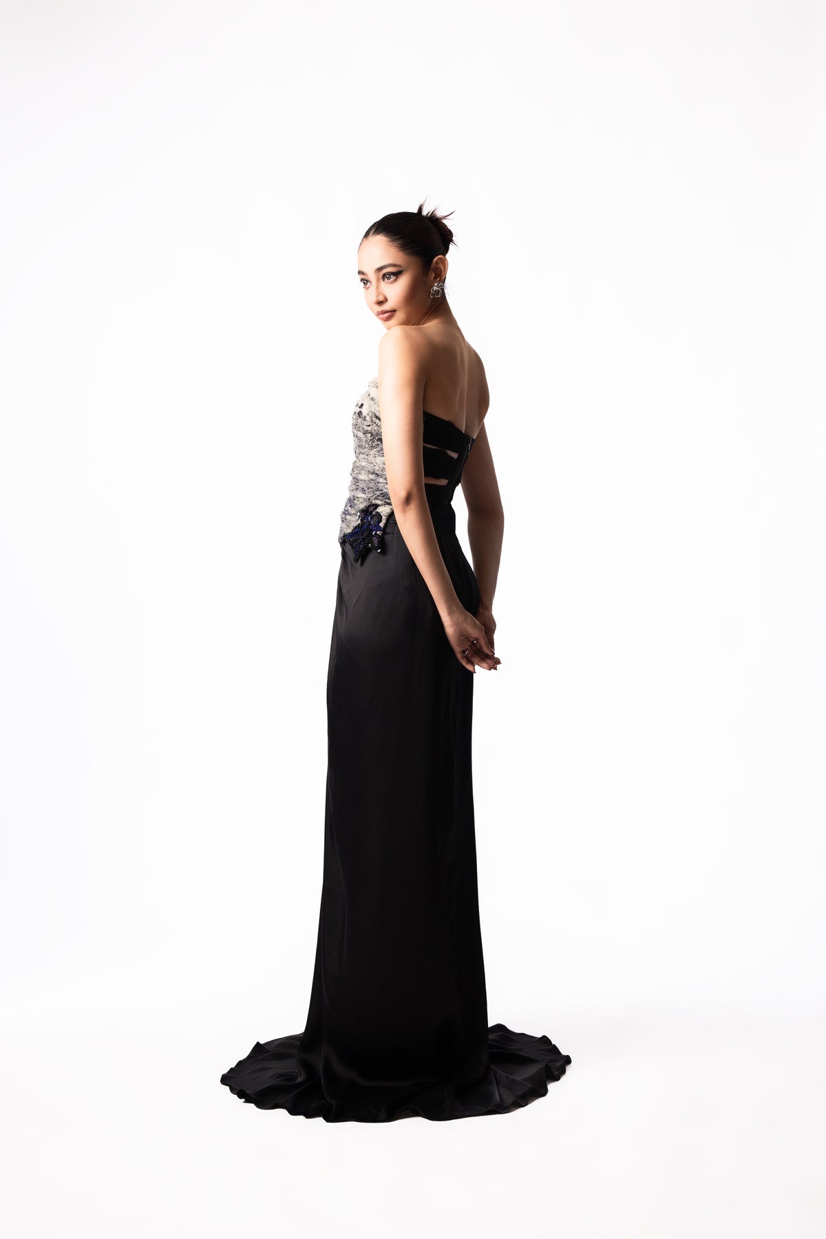 Off White Navy Printed Tube Fur Top Trail Skirt Set