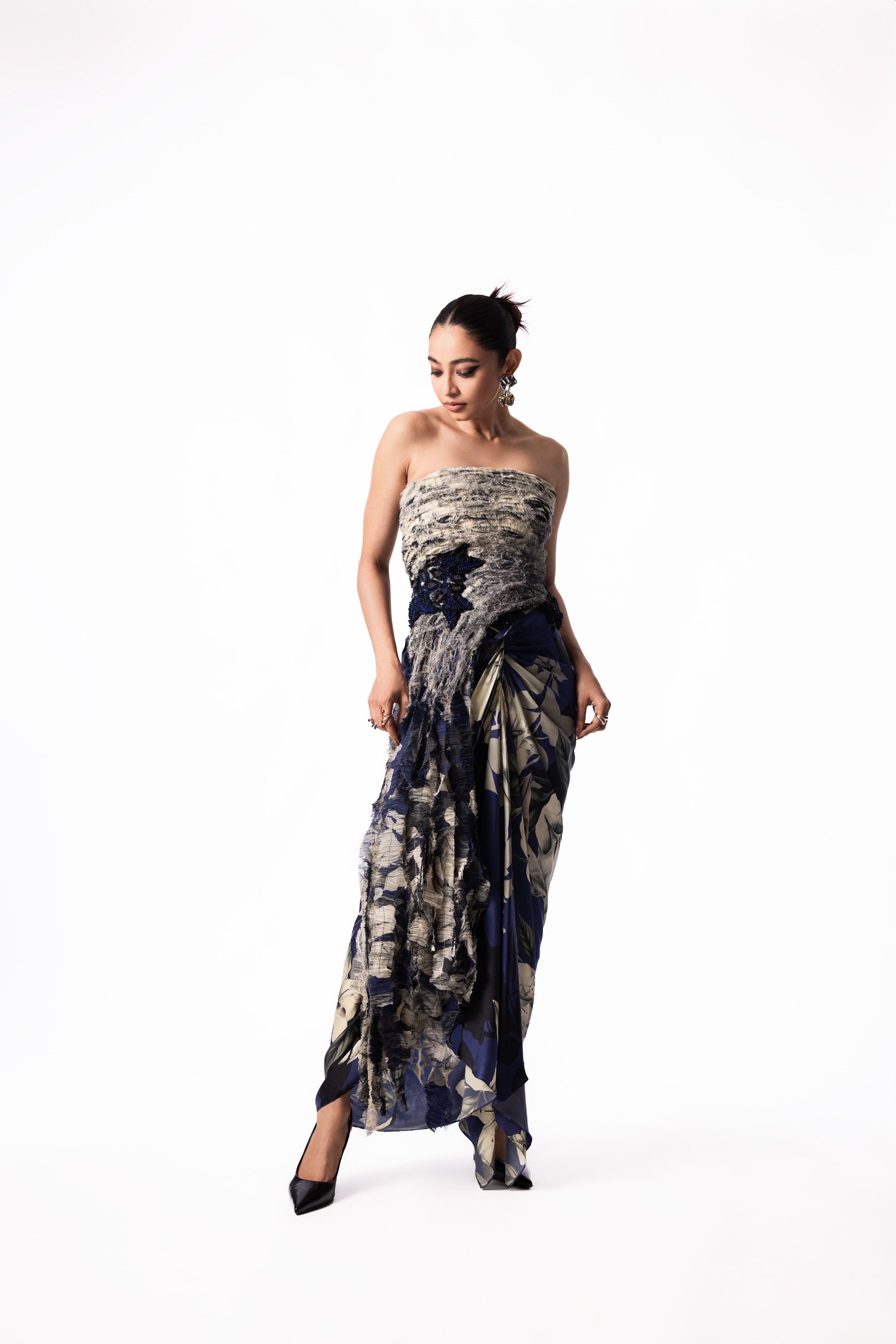 Off White Navy Printed Tube Fur Top Printed Knot Skirt Set
