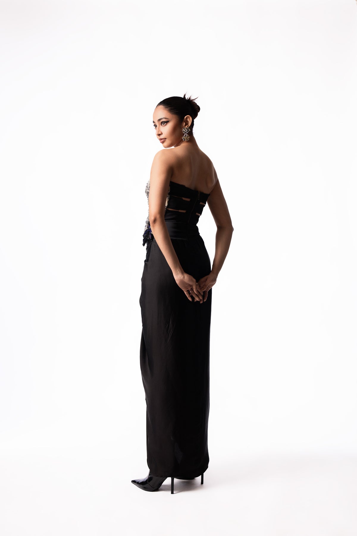 Off White Navy Printed Tube Fur Top Satin Knot Skirt Set