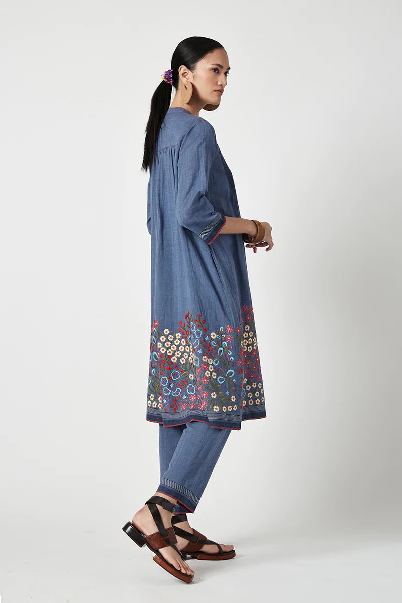 ALYSSUM EMBROIDERED KURTA SET (2PCS)