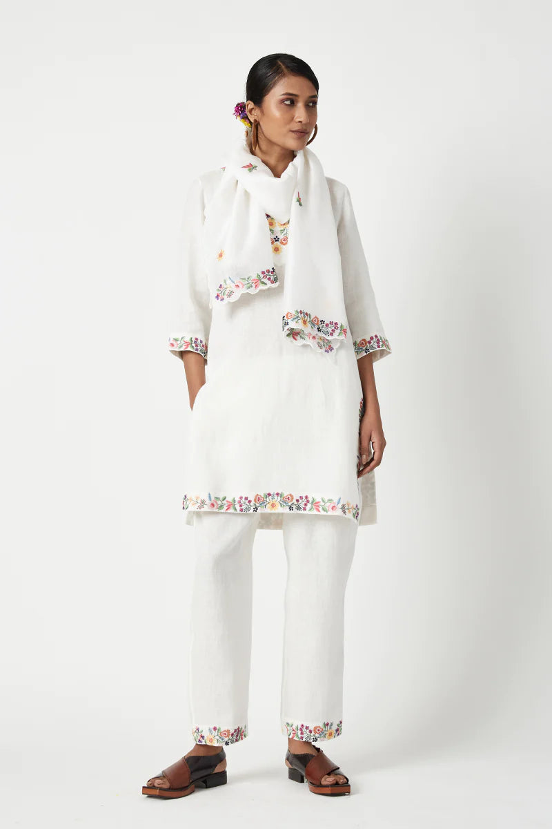 JARDIN EMBROIDERED KURTA SET (3PCS)