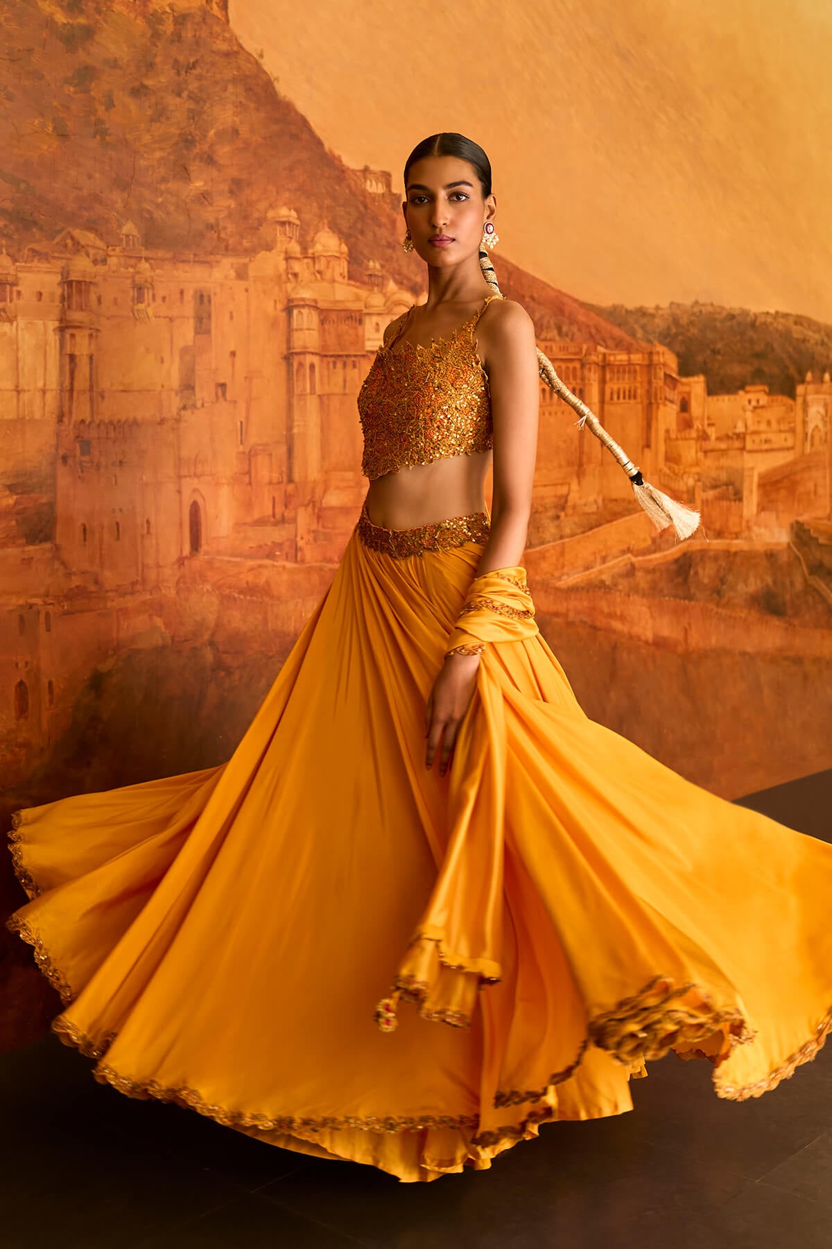 Choli ke Peeche Lehenga