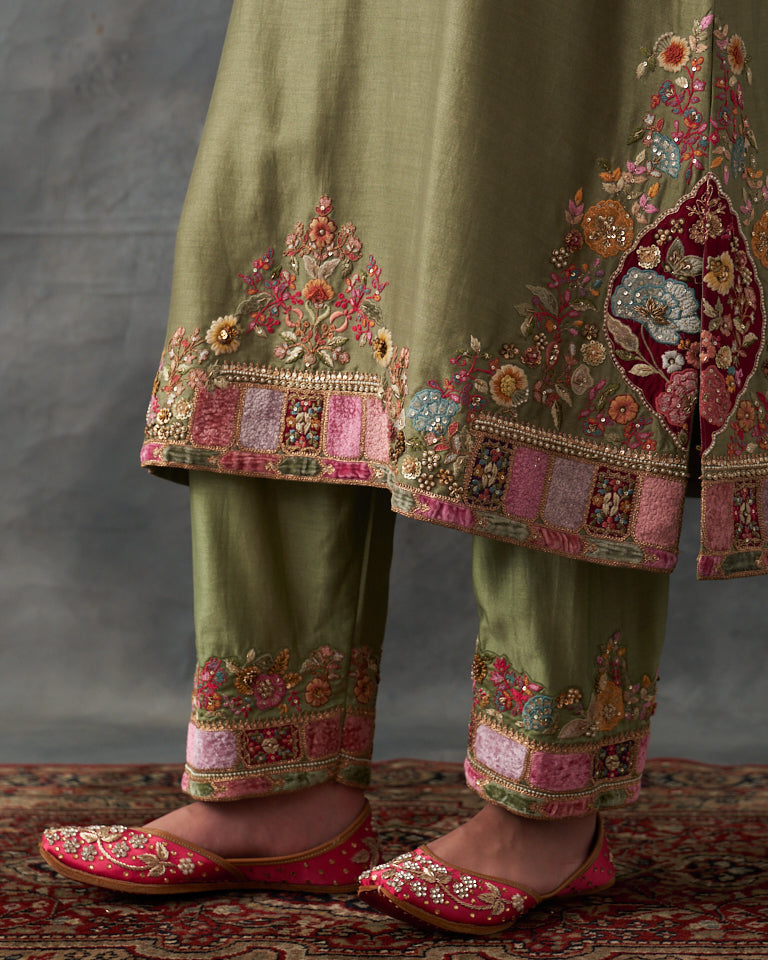 Velvet patchwork Kurta with pants & dupatta.