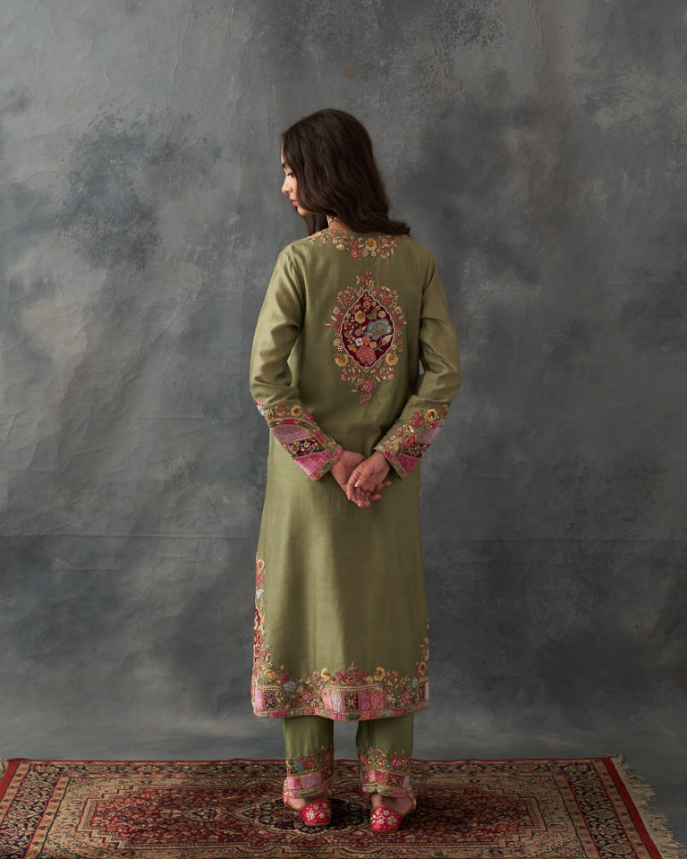 Velvet patchwork Kurta with pants & dupatta.