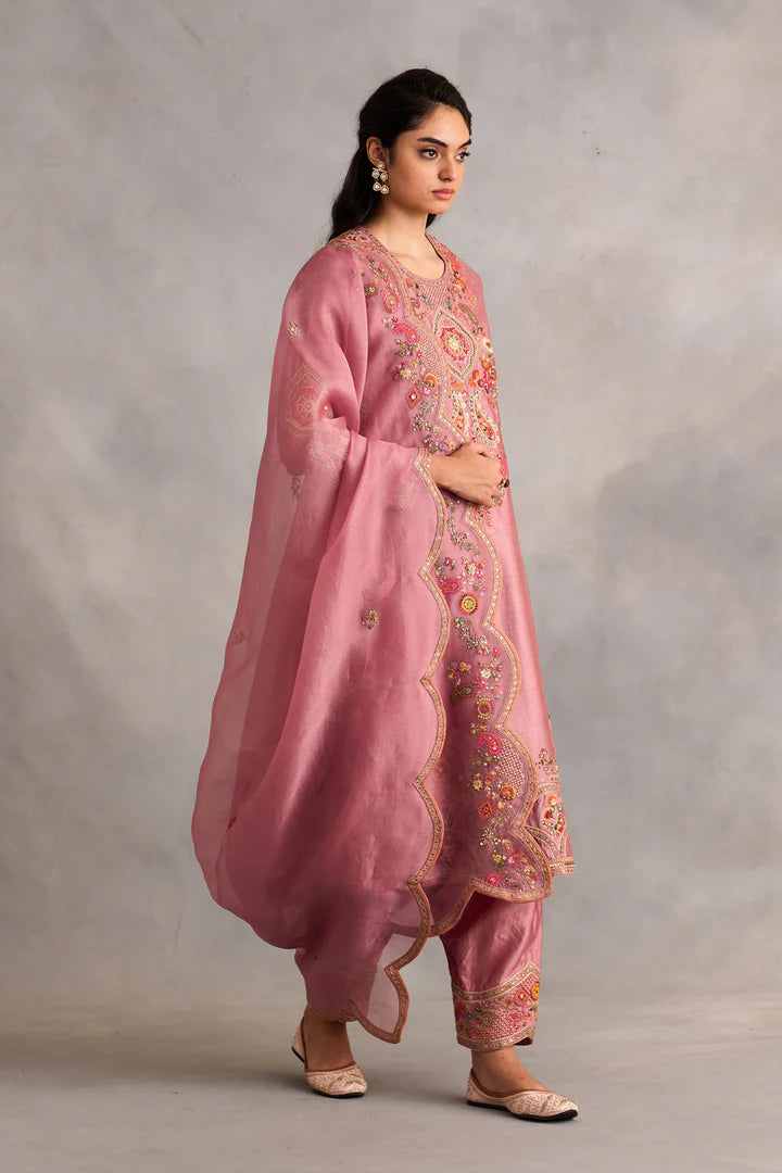 Lilac Straight Kurta With Pants And Dupatta