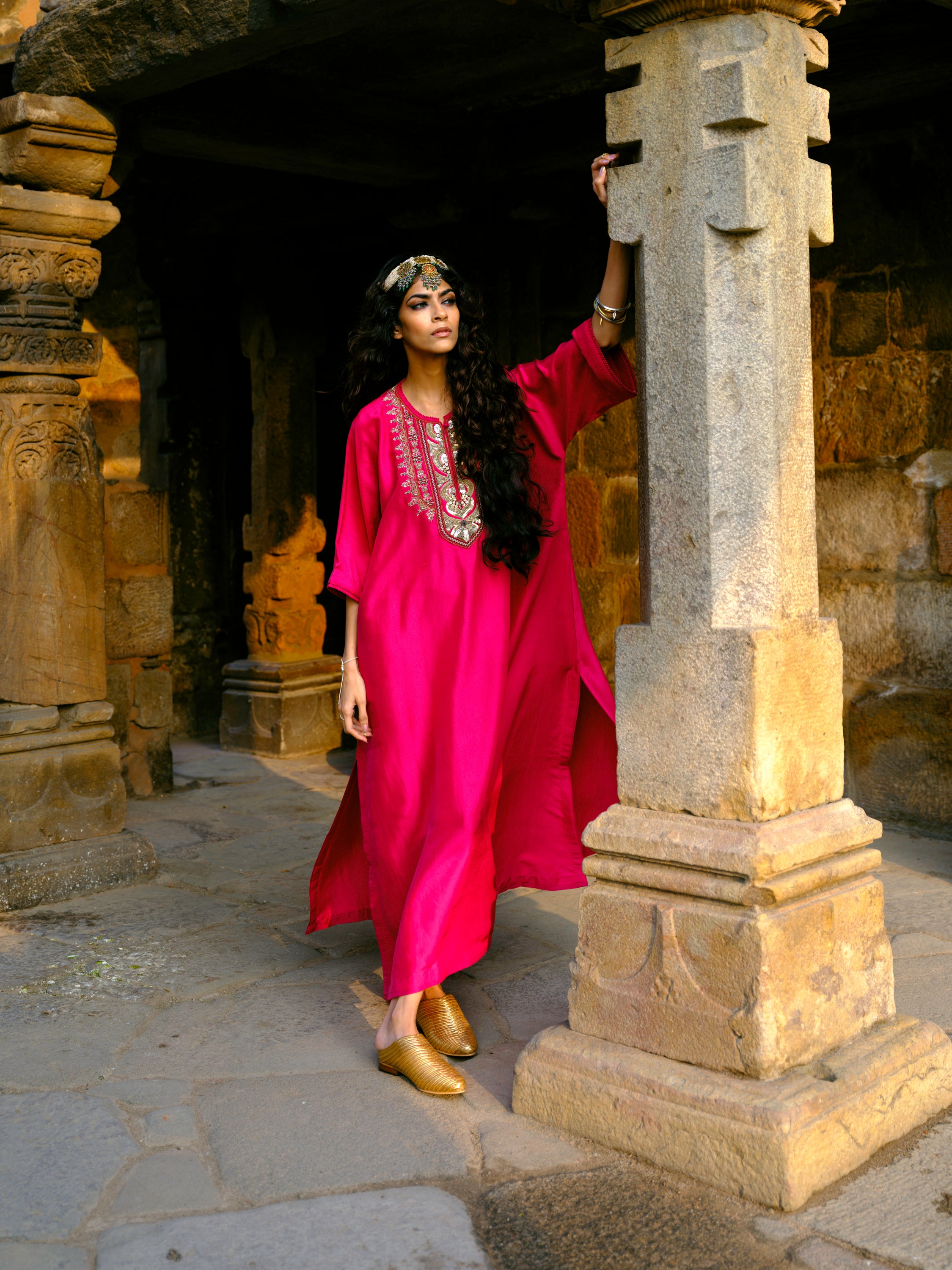 Featuring a kaftan in silk base with zardosi embroidery.