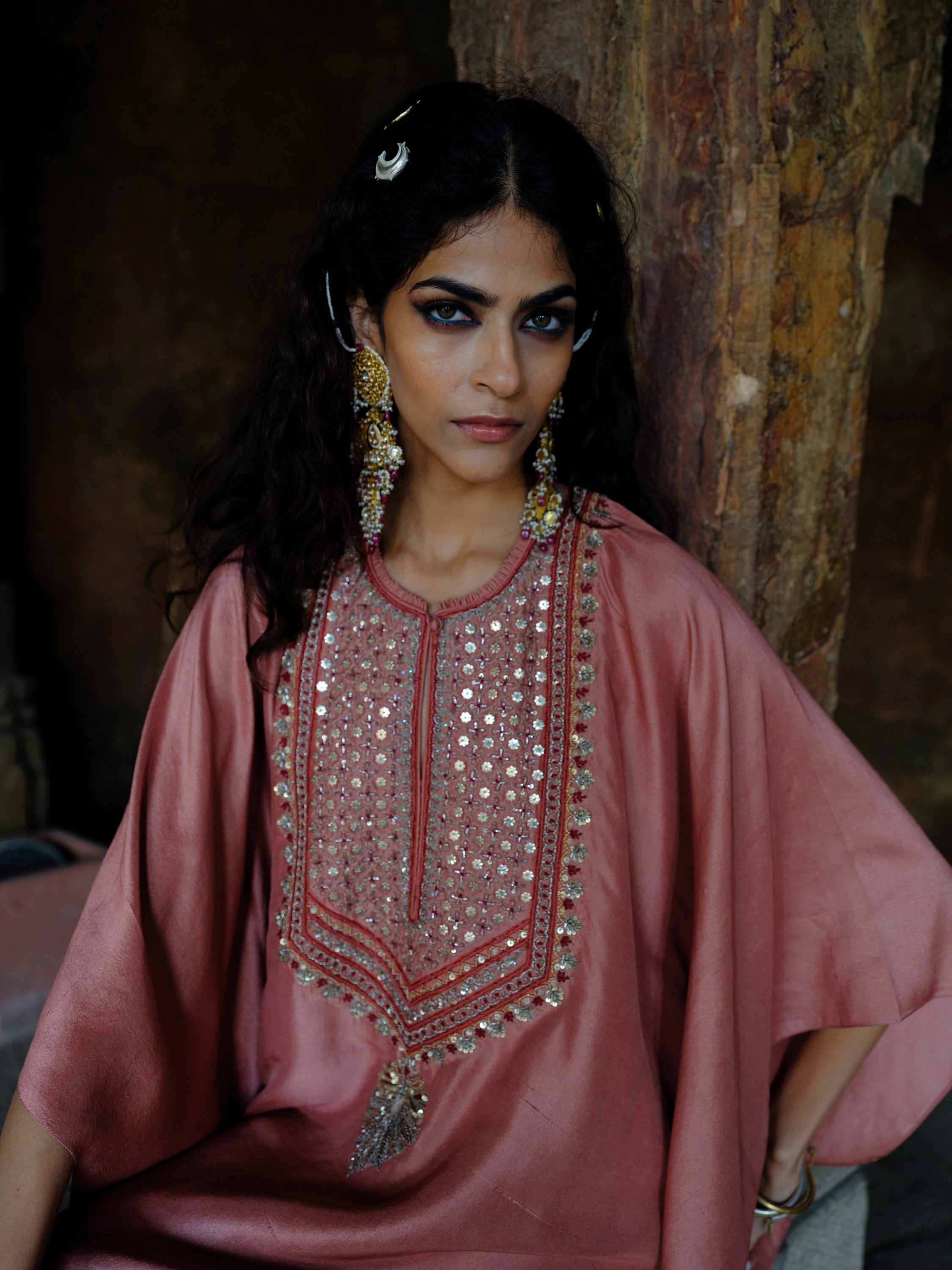 Featuring a kaftan in silk base with zardosi embroidery