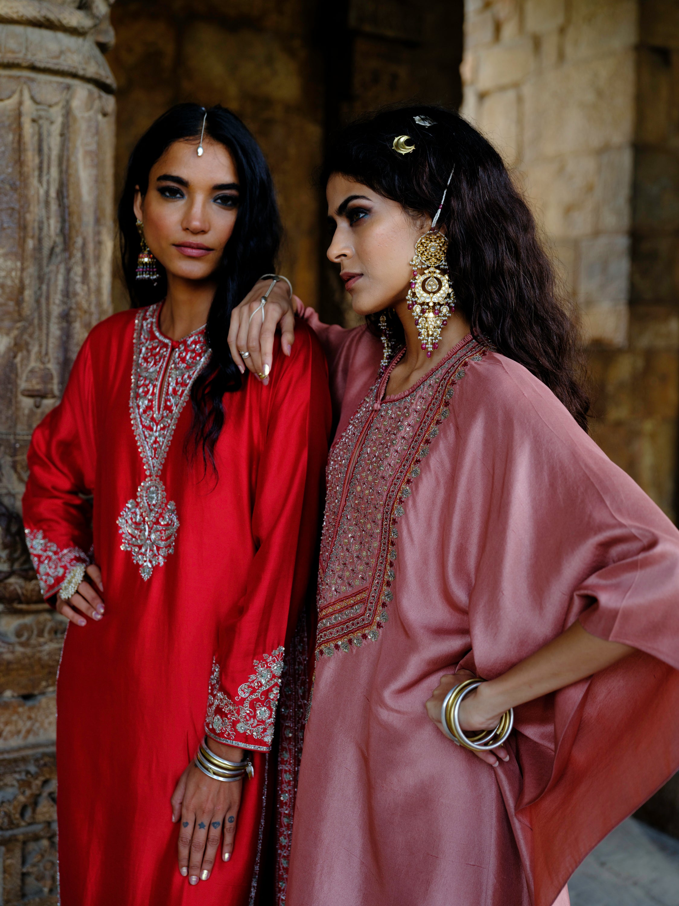 Featuring a tunic in silk base with zardosi embroidery.