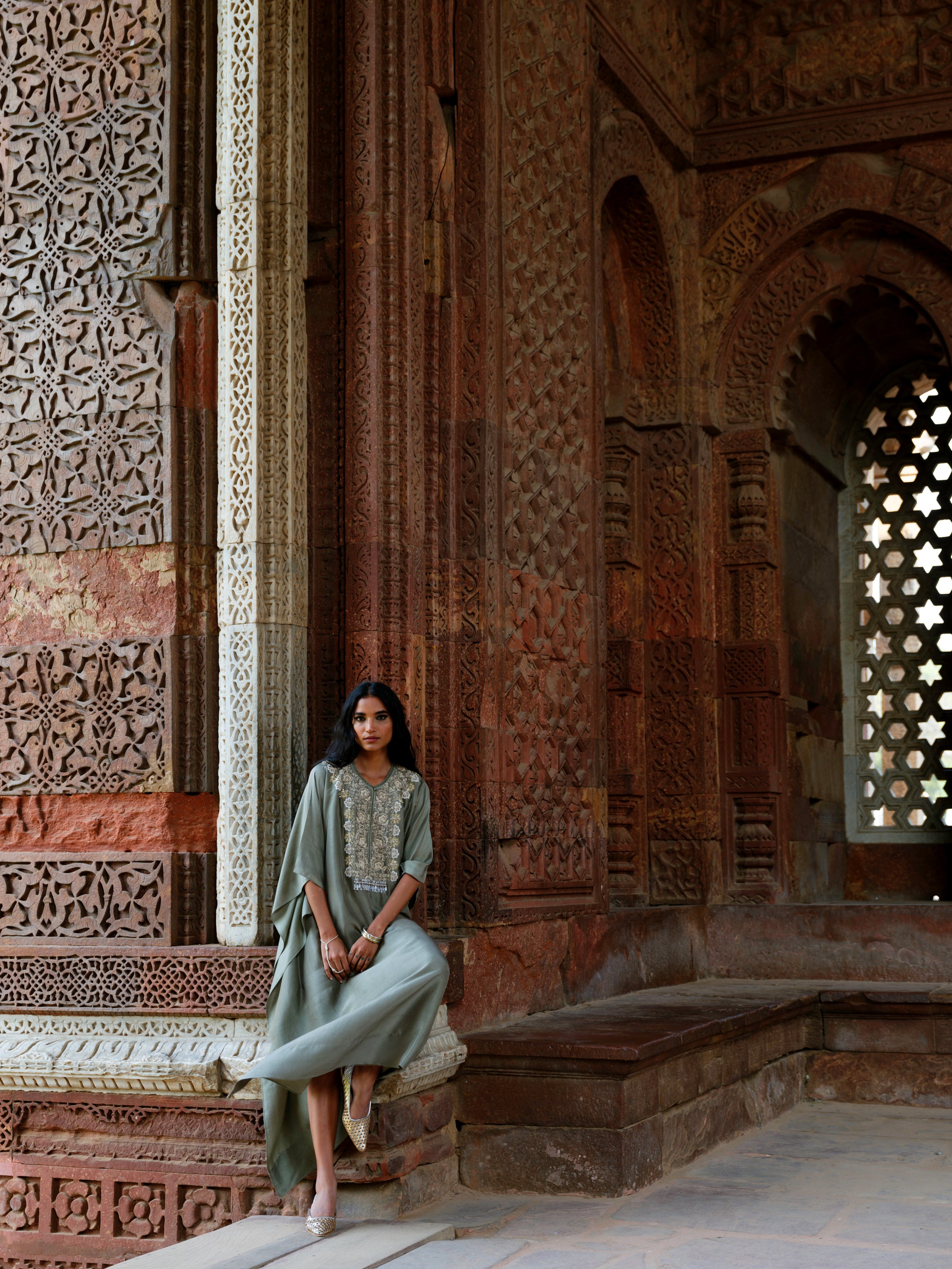 Featuring a kaftan in silk base with zardosi embroidery.