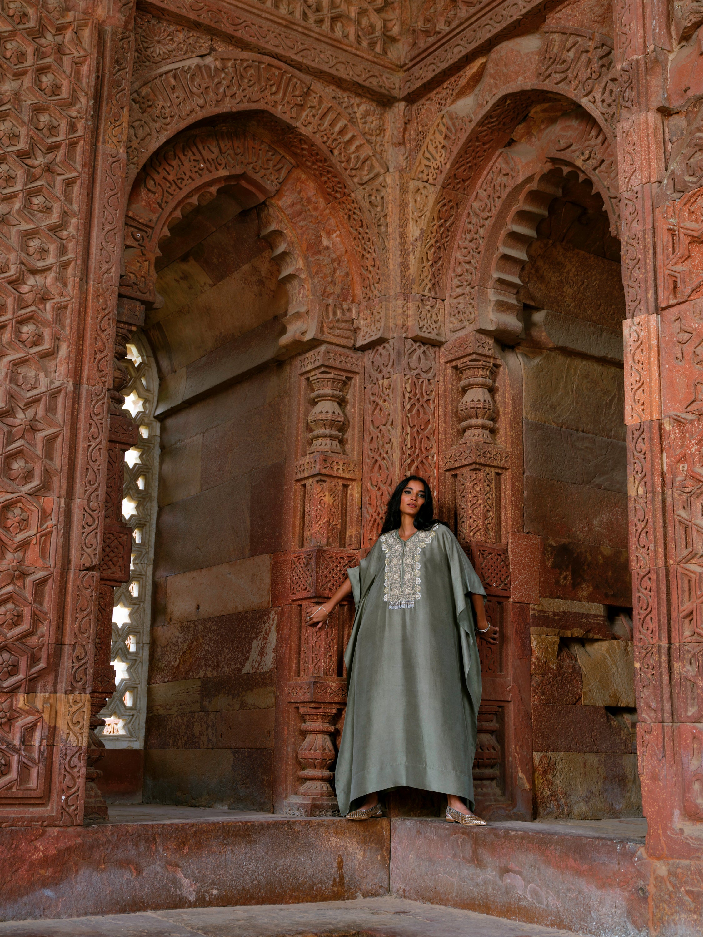 Featuring a kaftan in silk base with zardosi embroidery.