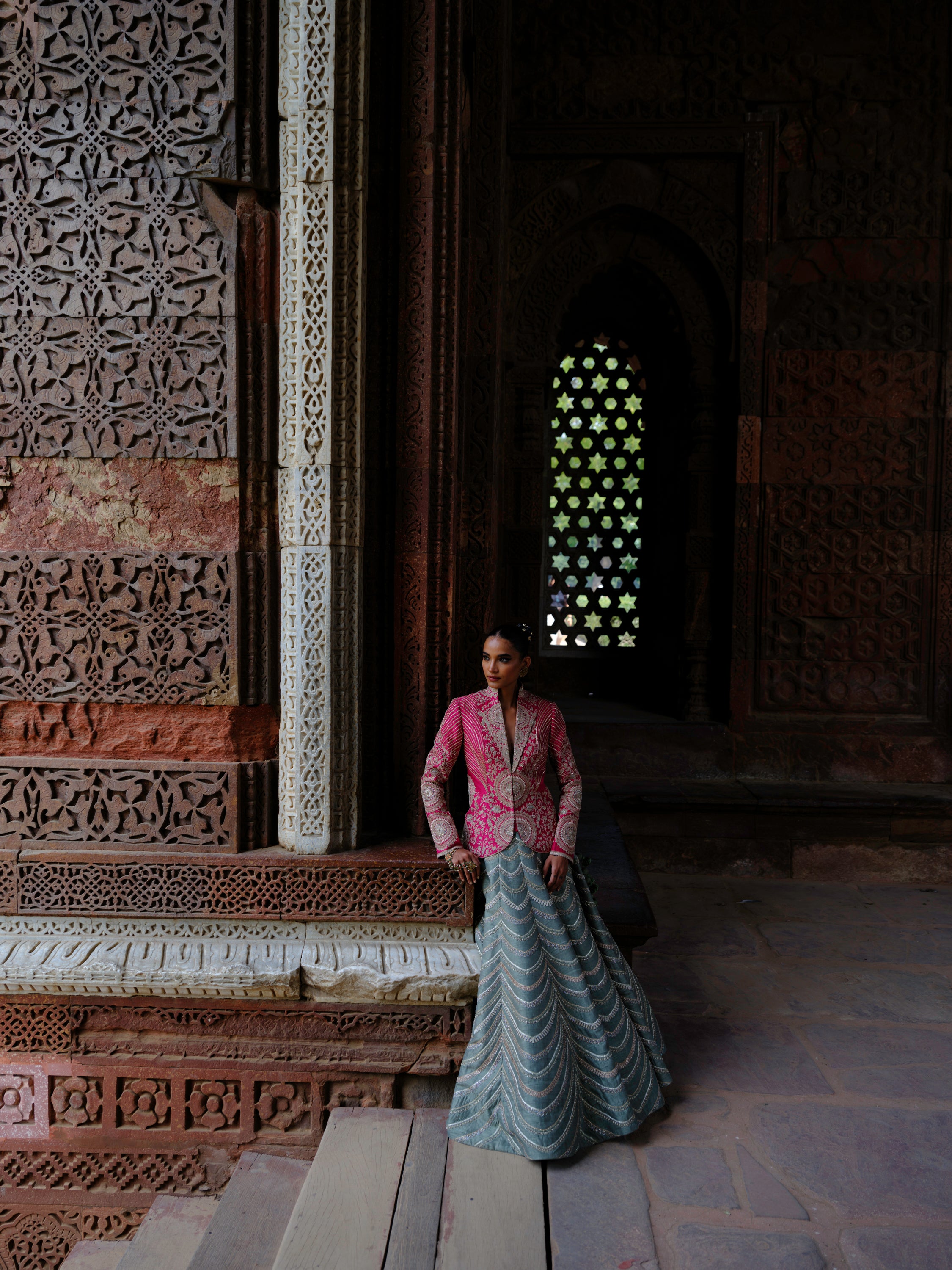 Featuring a jacket in silk base with  zardosi embroidery.