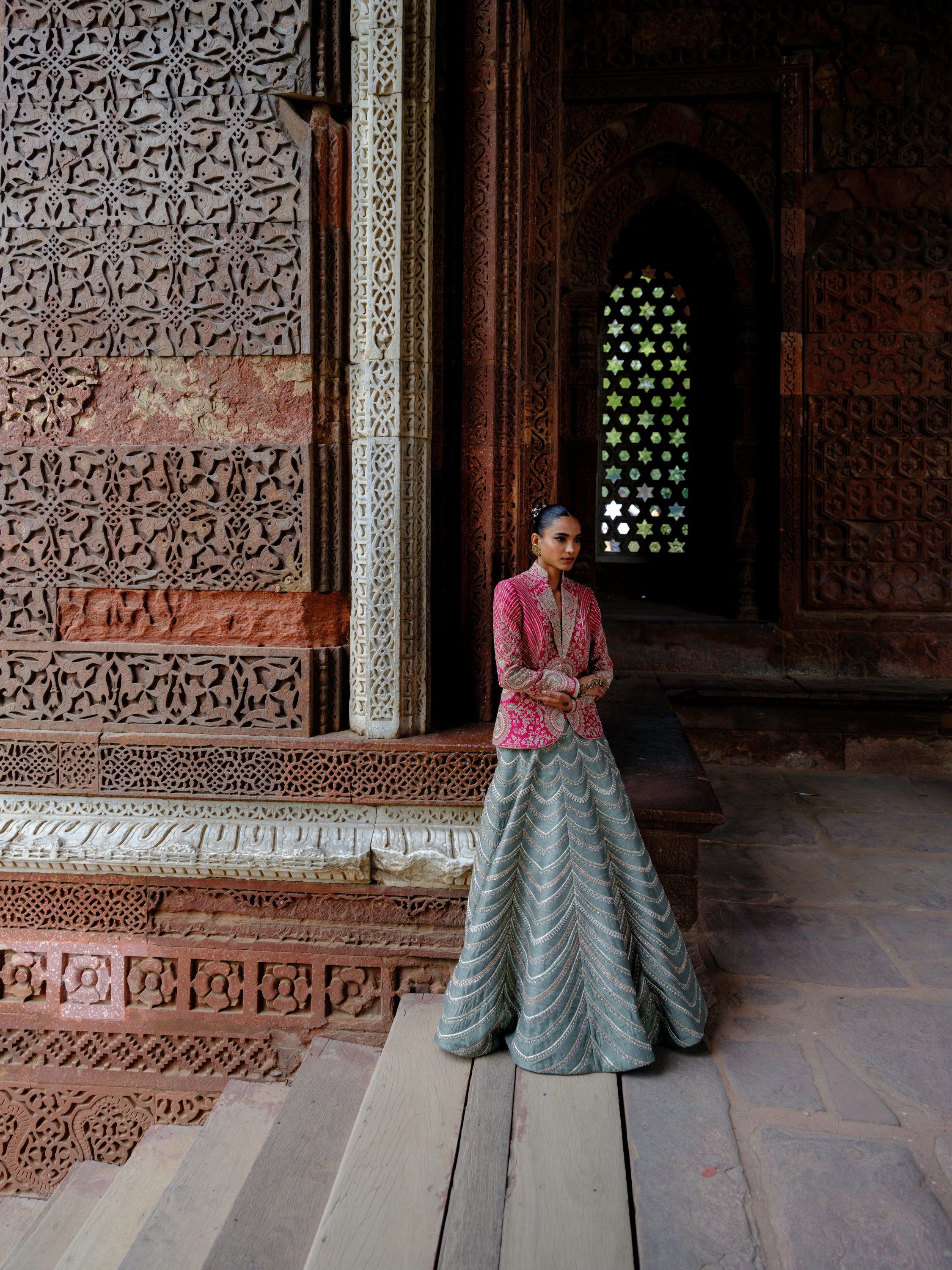Featuring a jacket in silk base with  zardosi embroidery.