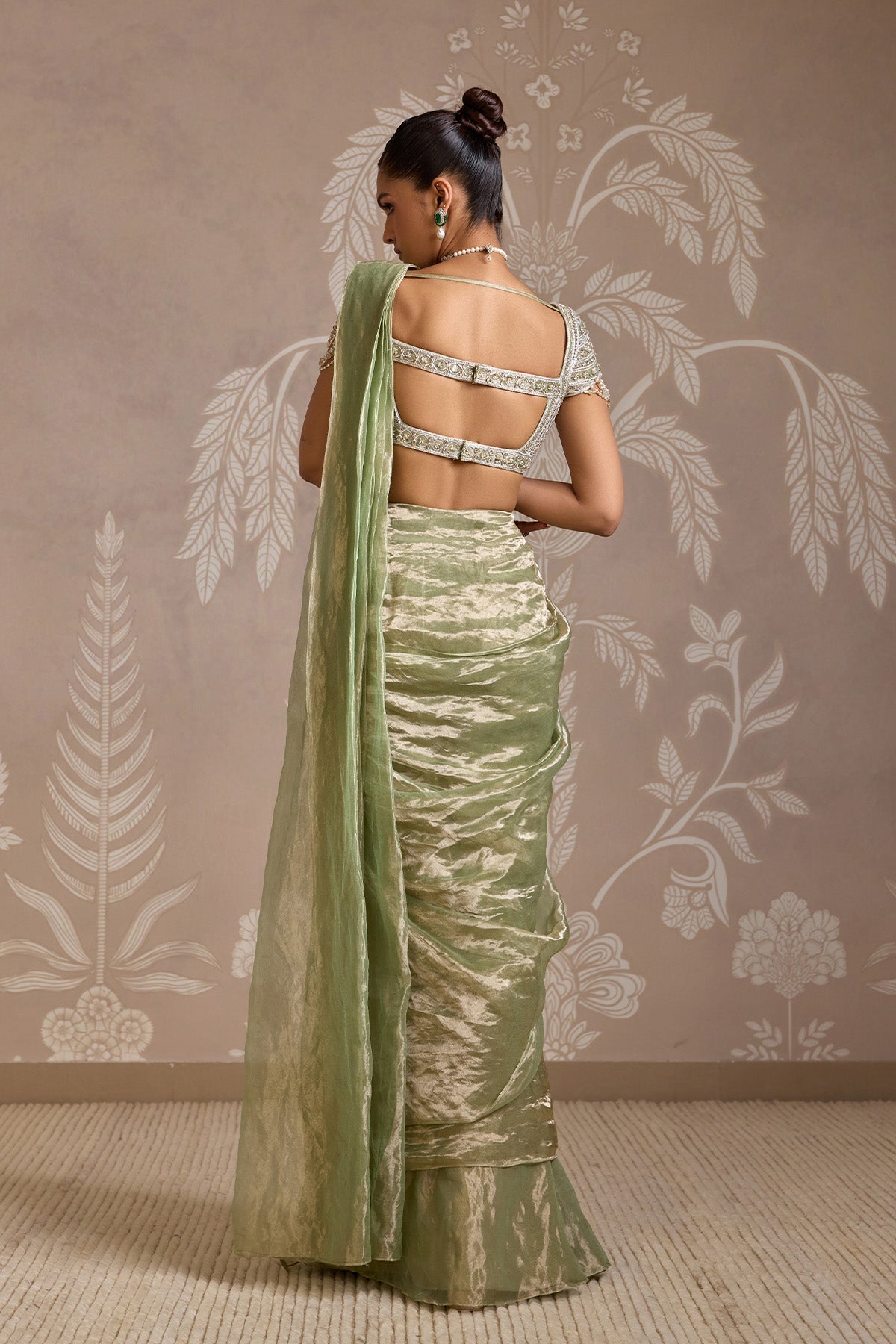 Loom Saree Set