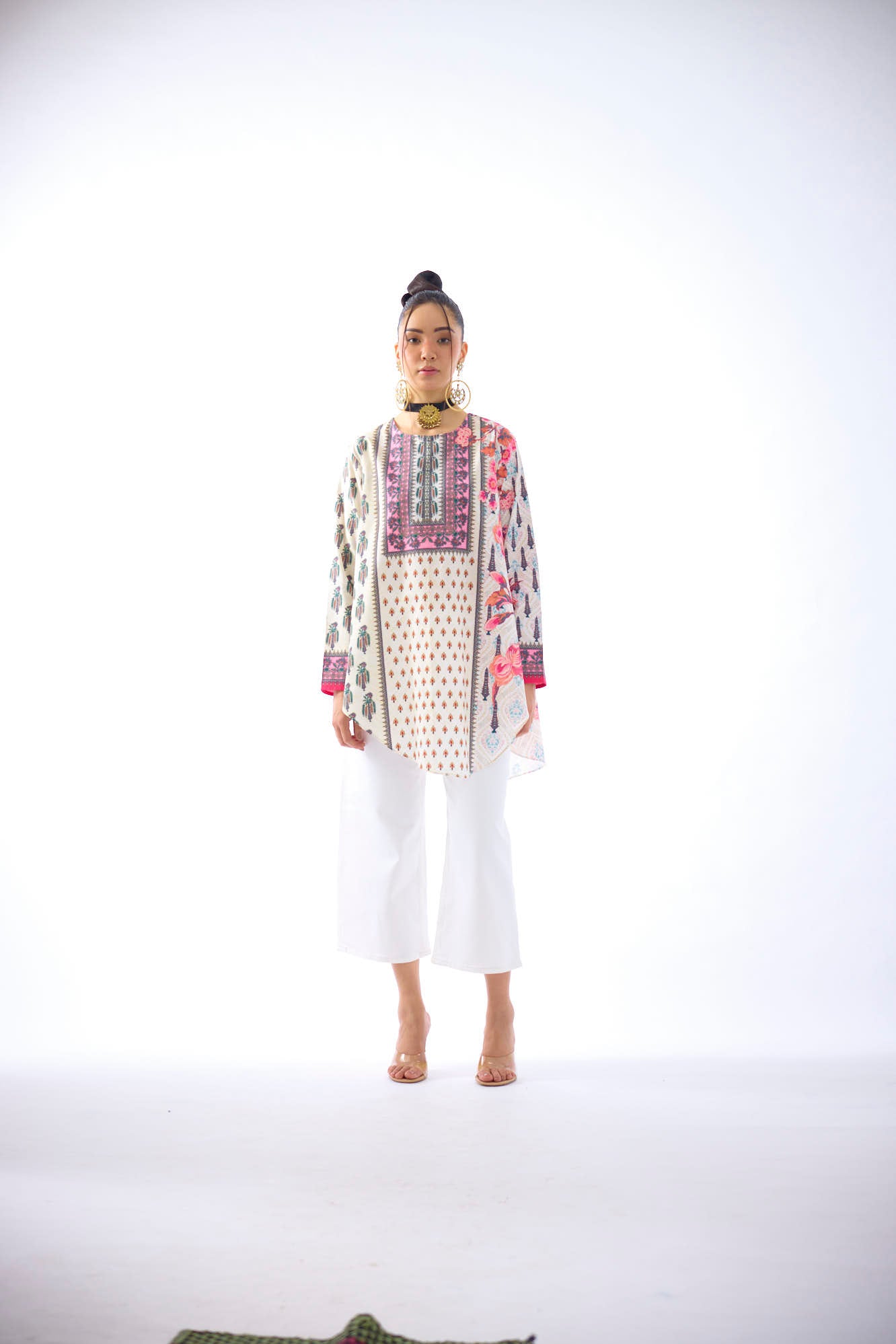 J'adore : Zainab - Ivory/Pink