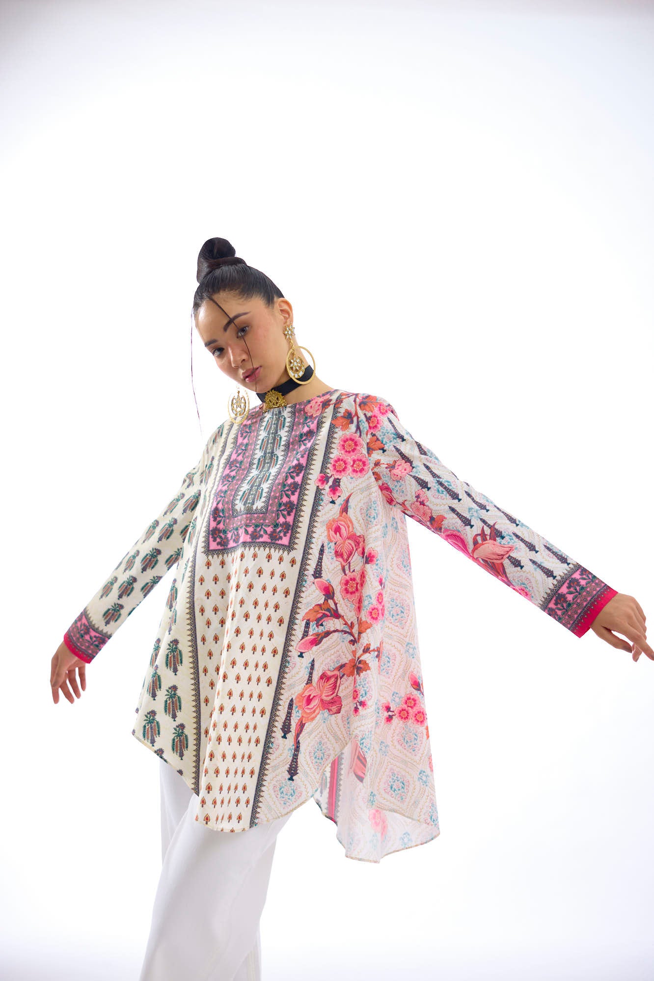 J'adore : Zainab - Ivory/Pink